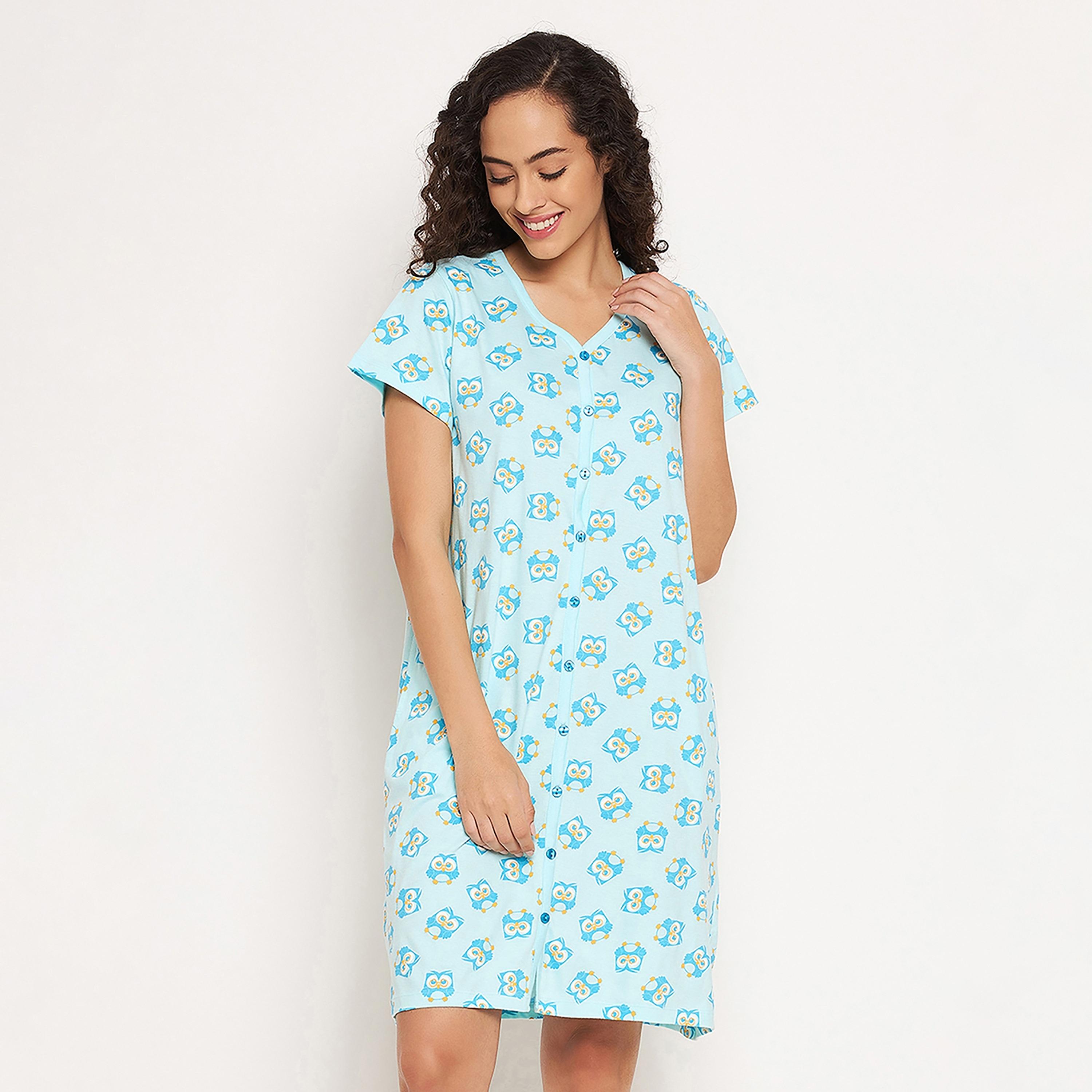قميص نوم نسائي قصير بطبعة بومة وأزرار باللون الأزرق السماوي من كلوفيا - قطن خالص-women-clothing-nightwear-nighties-image-1