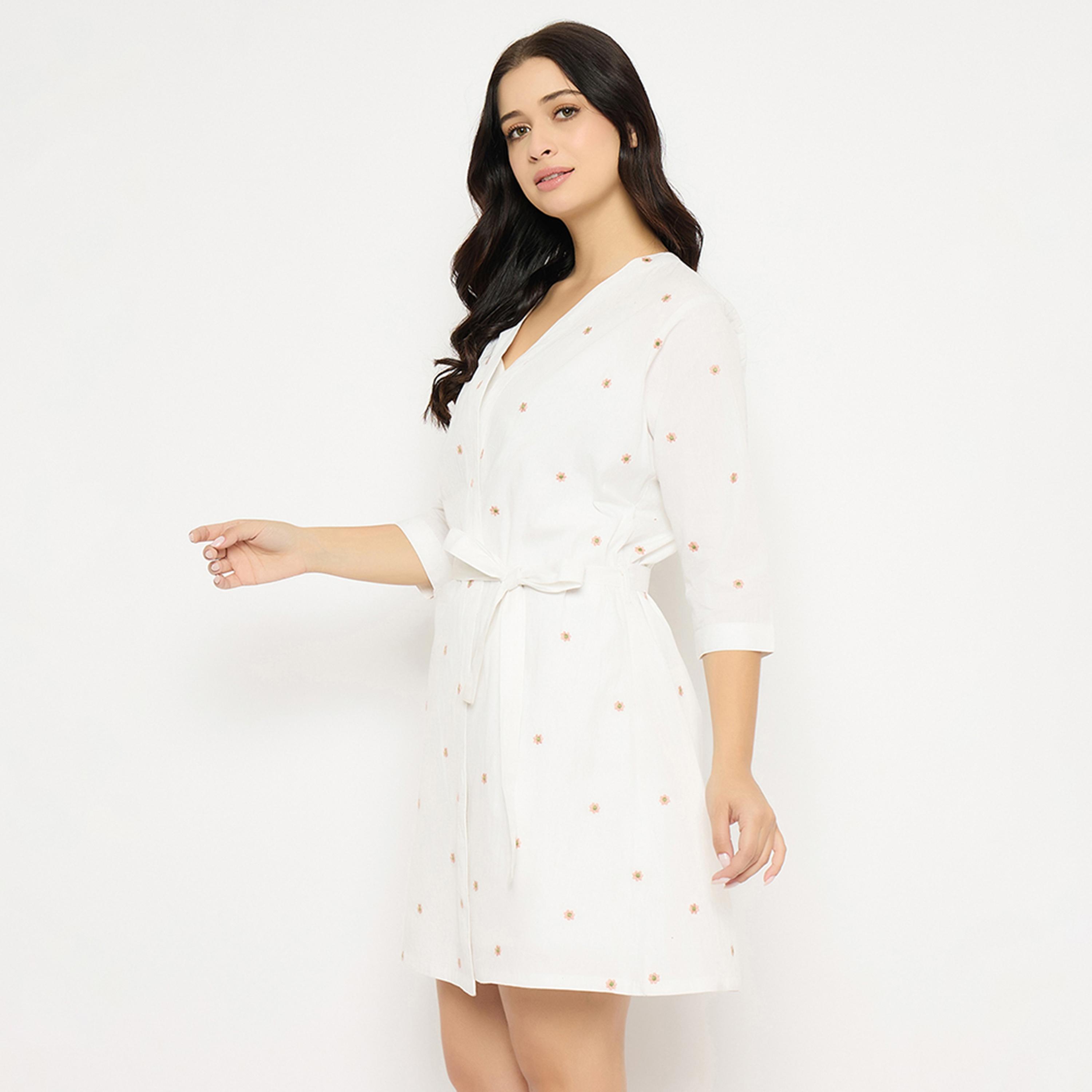 Clovia Floral Embroidery Short Women's Night Dress & Robe Set in White - 100% Cotton-women-clothing-nightwear-robes-image-2