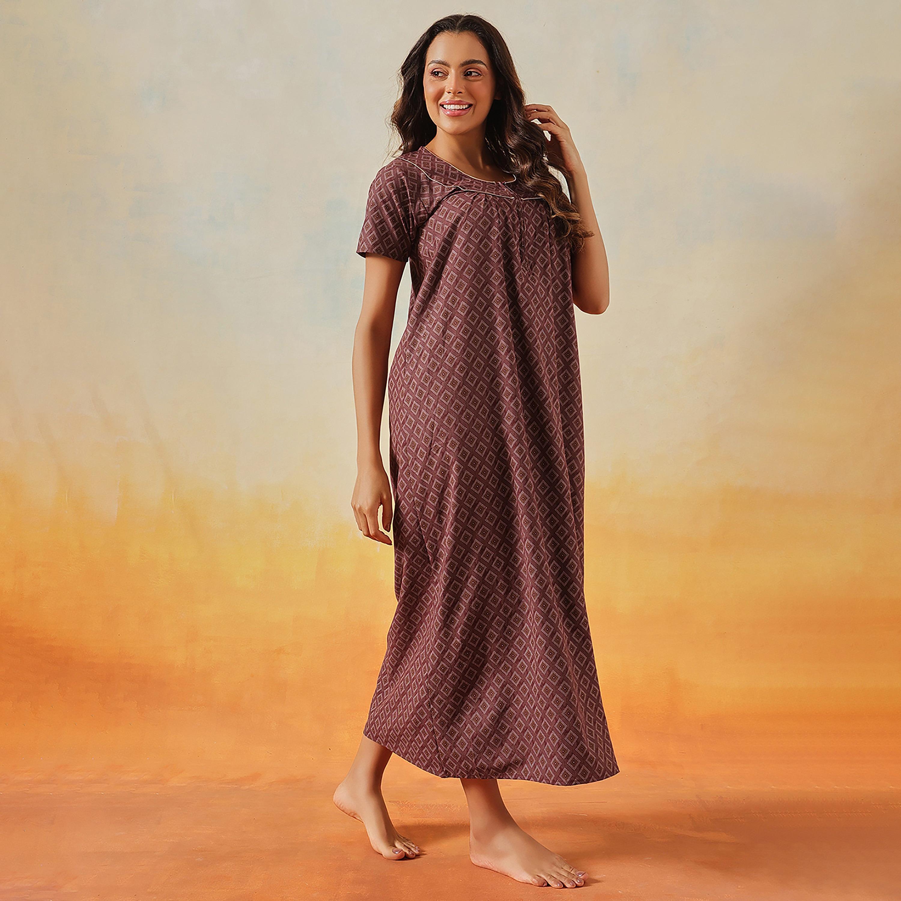 Clovia Geometric Print Long Women's Nighty in Maroon - Cotton-women-clothing-nightwear-nighties-image-4