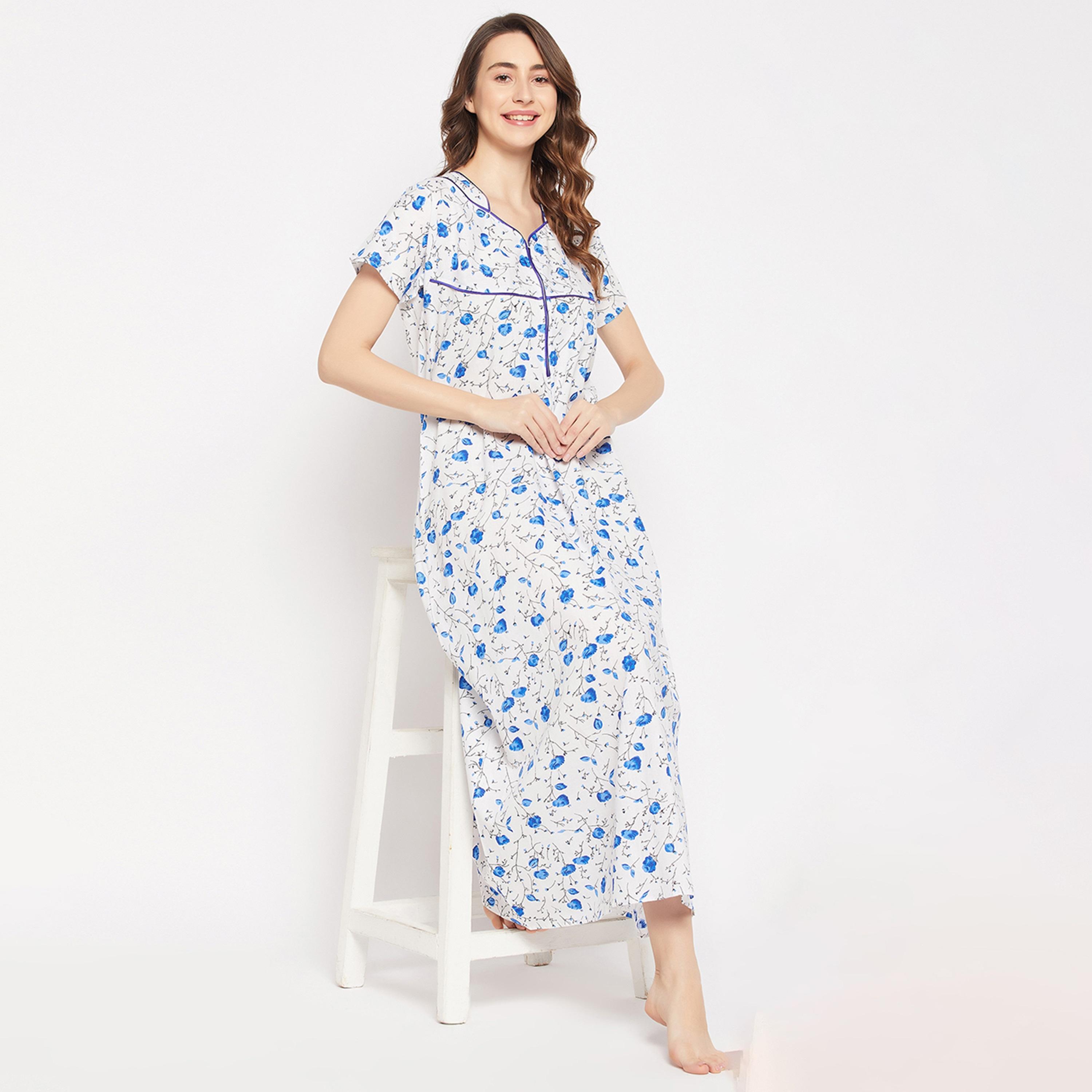 فستان نوم نسائي طويل من Clovia Pretty Florals باللون الأبيض - 100% قطن-women-clothing-nightwear-nighties-image-4