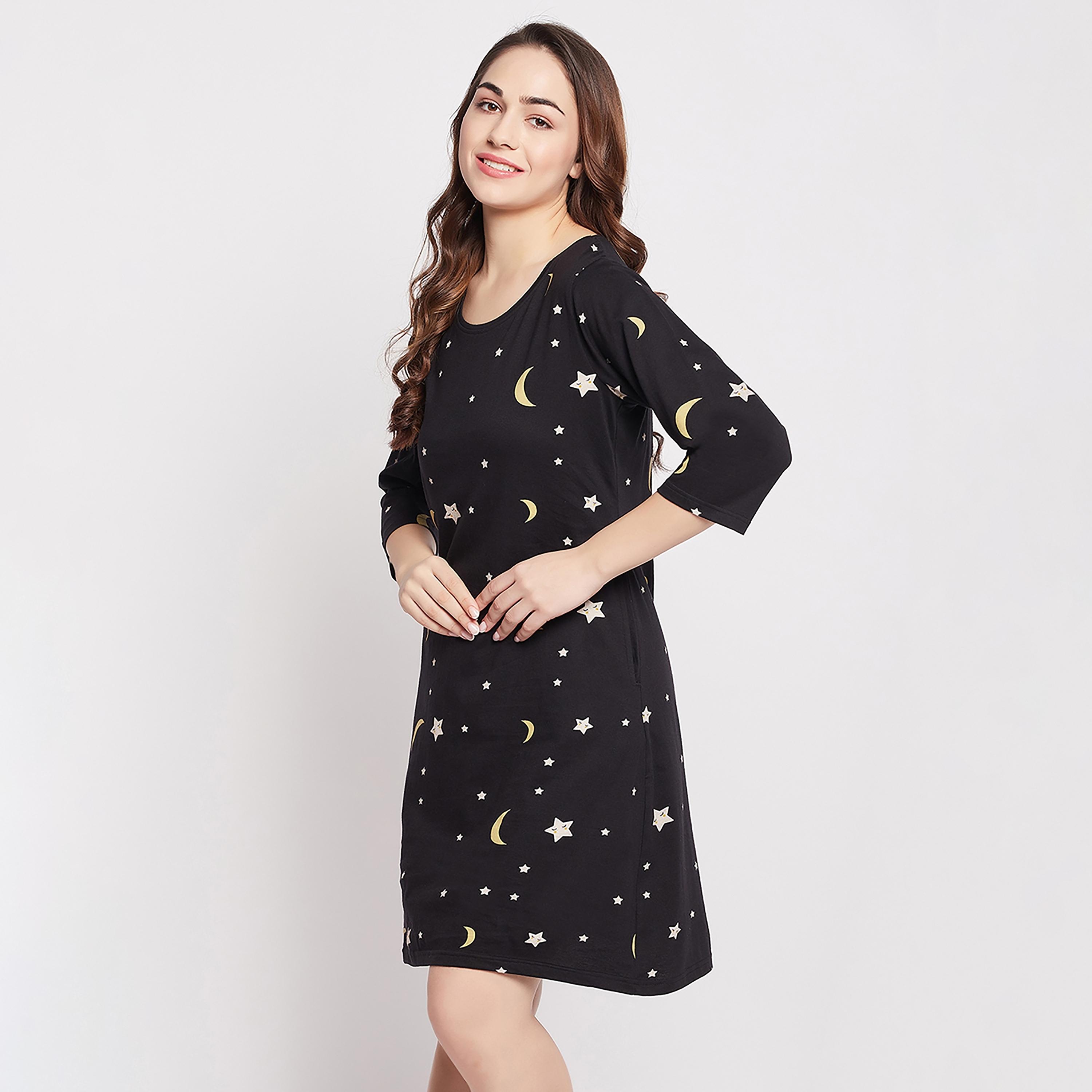 فستان نوم نسائي قصير بطبعة سمكة باللون الأسود من كلوفيا - قطن خالص-women-clothing-nightwear-nighties-image-3