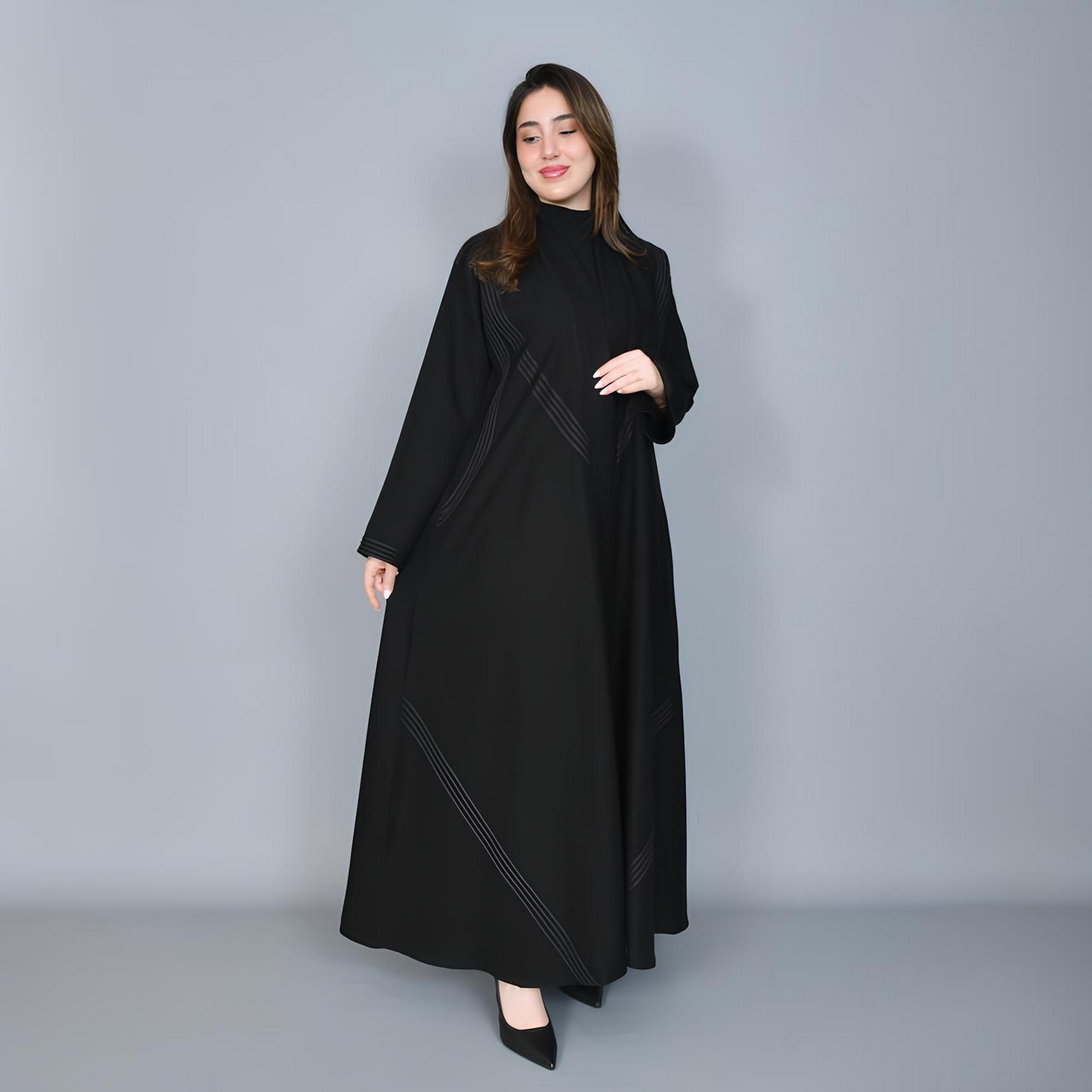 عباية بقصة "هاف كلوش" كتان بتفاصيل "ستيتش لاين" نسائية - أسود من حوراء-women-arabicclothing-abayas-image-1