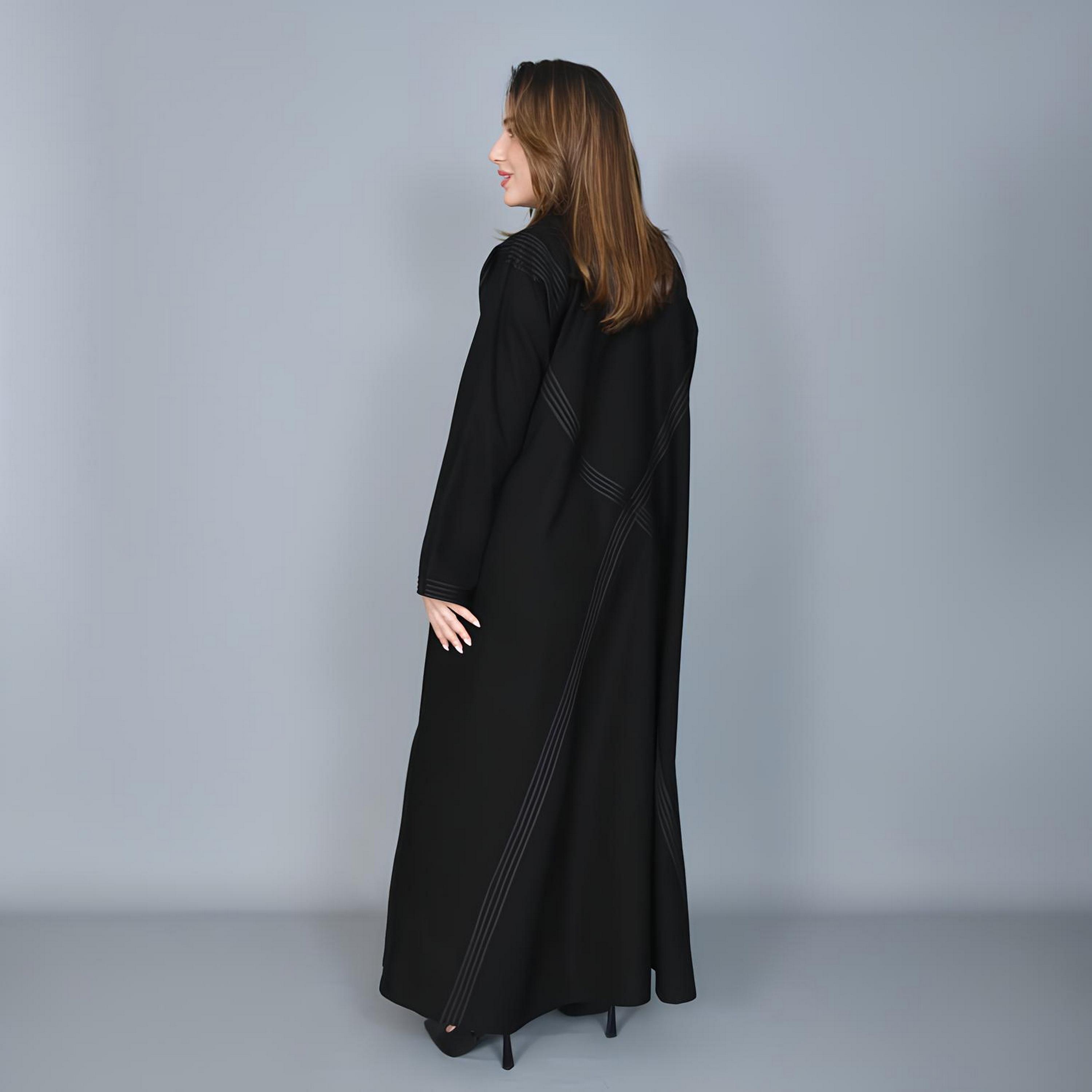 عباية بقصة "هاف كلوش" كتان بتفاصيل "ستيتش لاين" نسائية - أسود من حوراء-women-arabicclothing-abayas-image-5