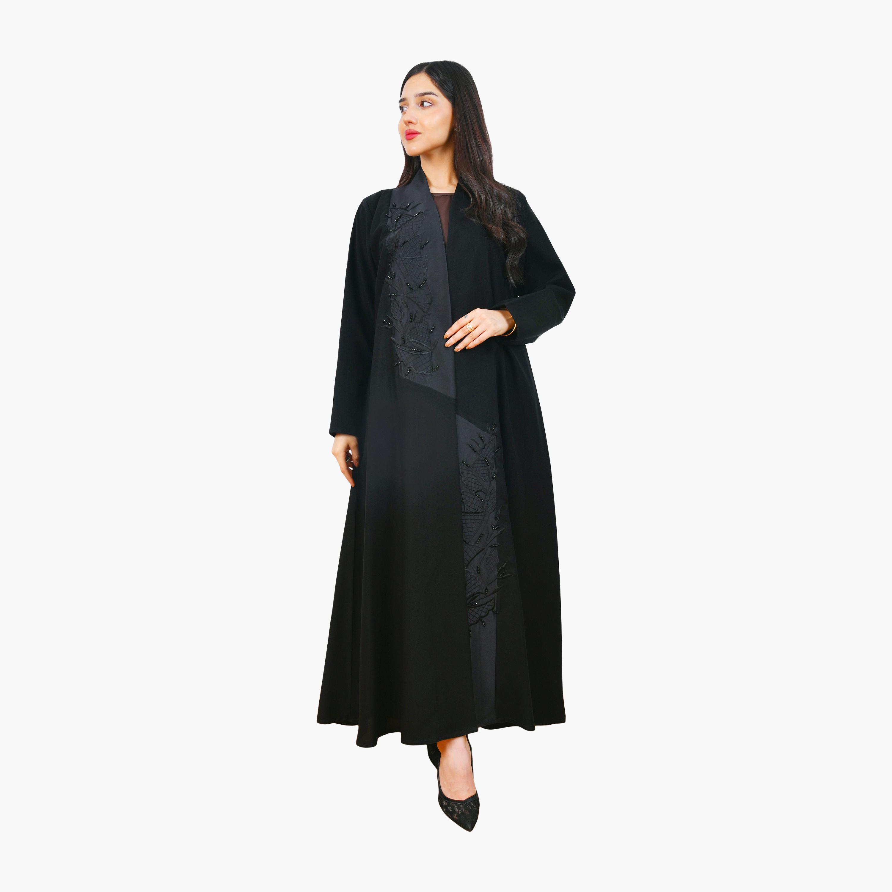 عباية نسائية سوداء مطرزة بألوان متعددة ونصف كلوش من حوراء-women-arabicclothing-abayas-image-1