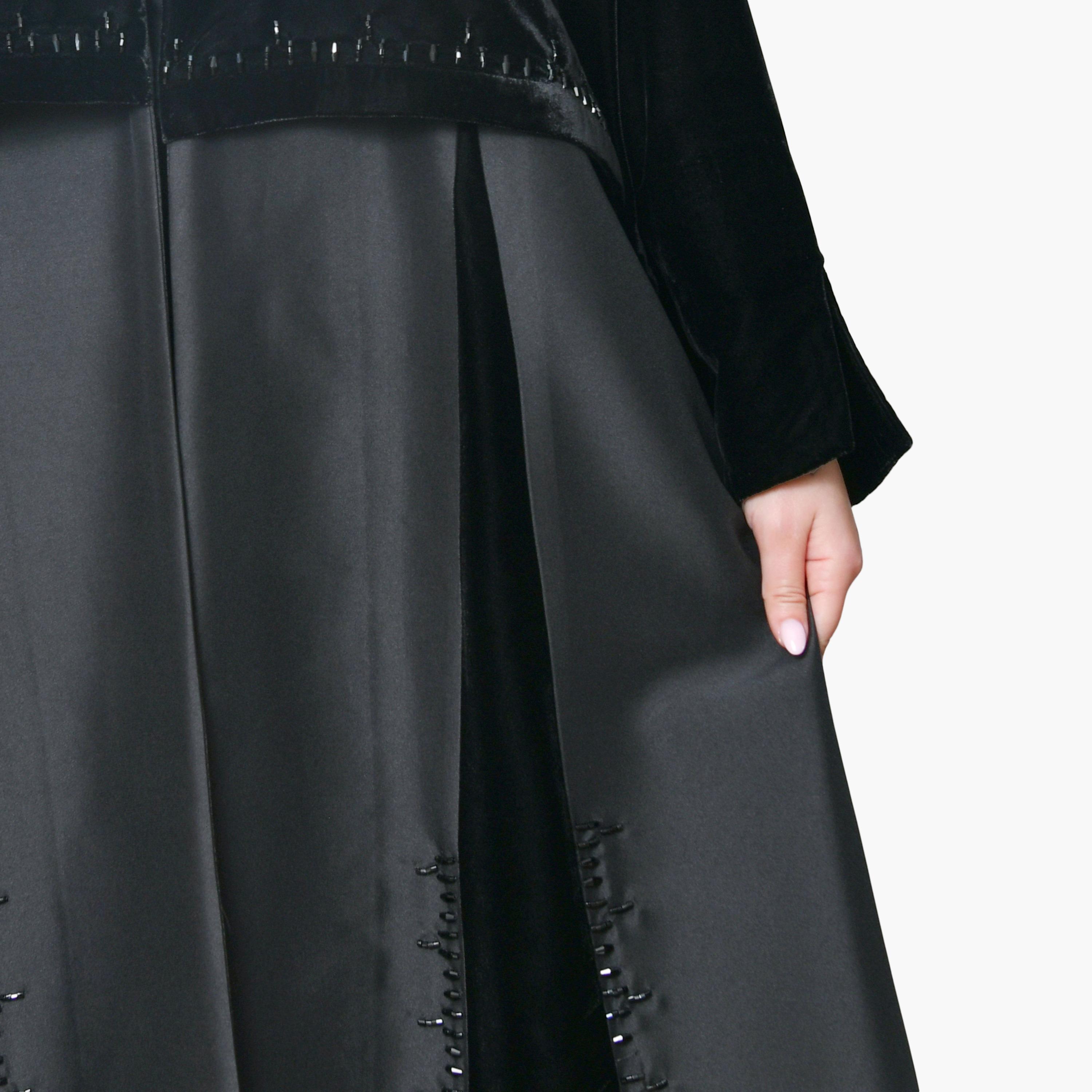 Oya Abaya Black Pleated Slit Detailed Sleeves Velvet Women's Evening Abaya-women-arabicclothing-abayas-image-3