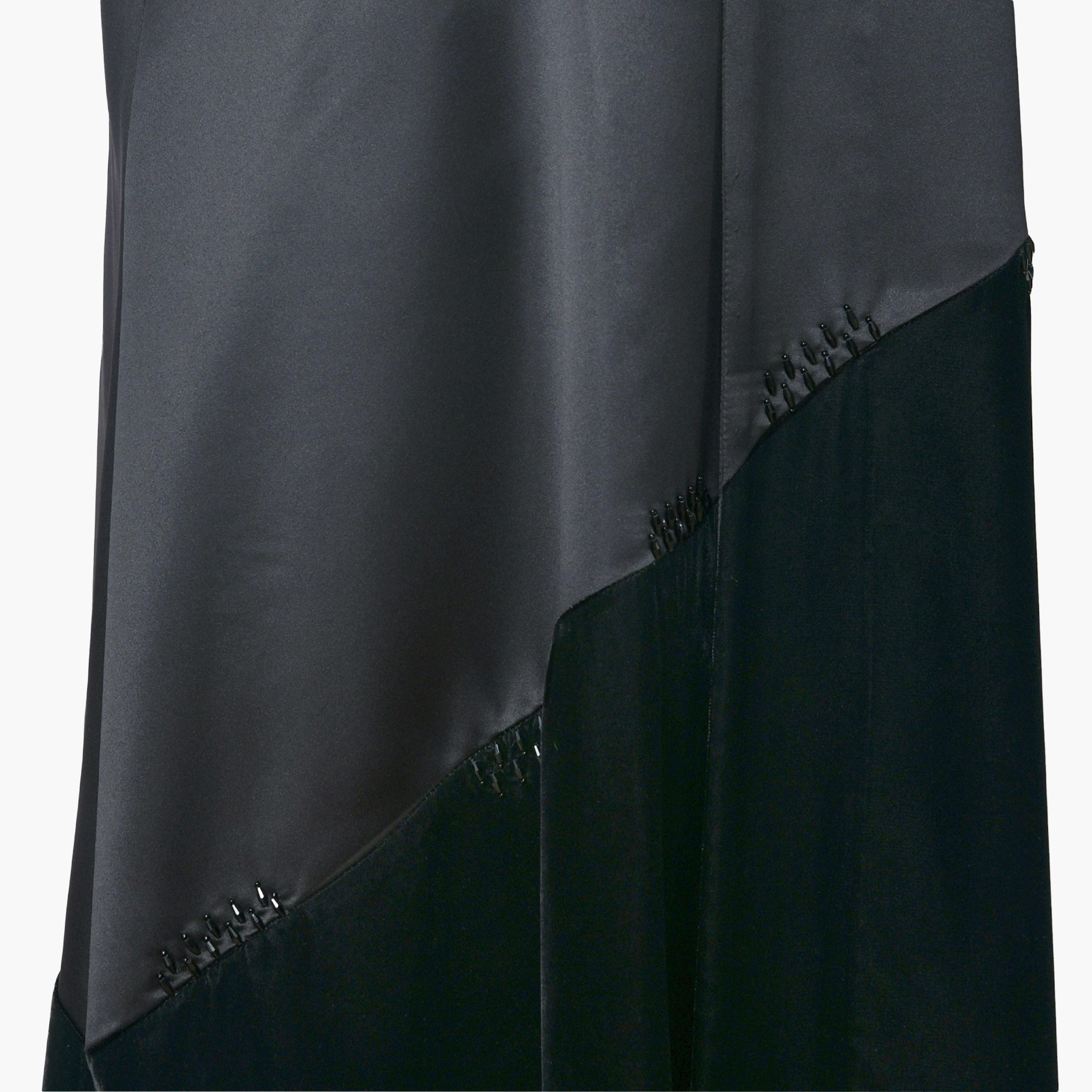 Oya Abaya Black Dual Tone Velvet & Satin Women's Abaya-women-arabicclothing-abayas-image-3