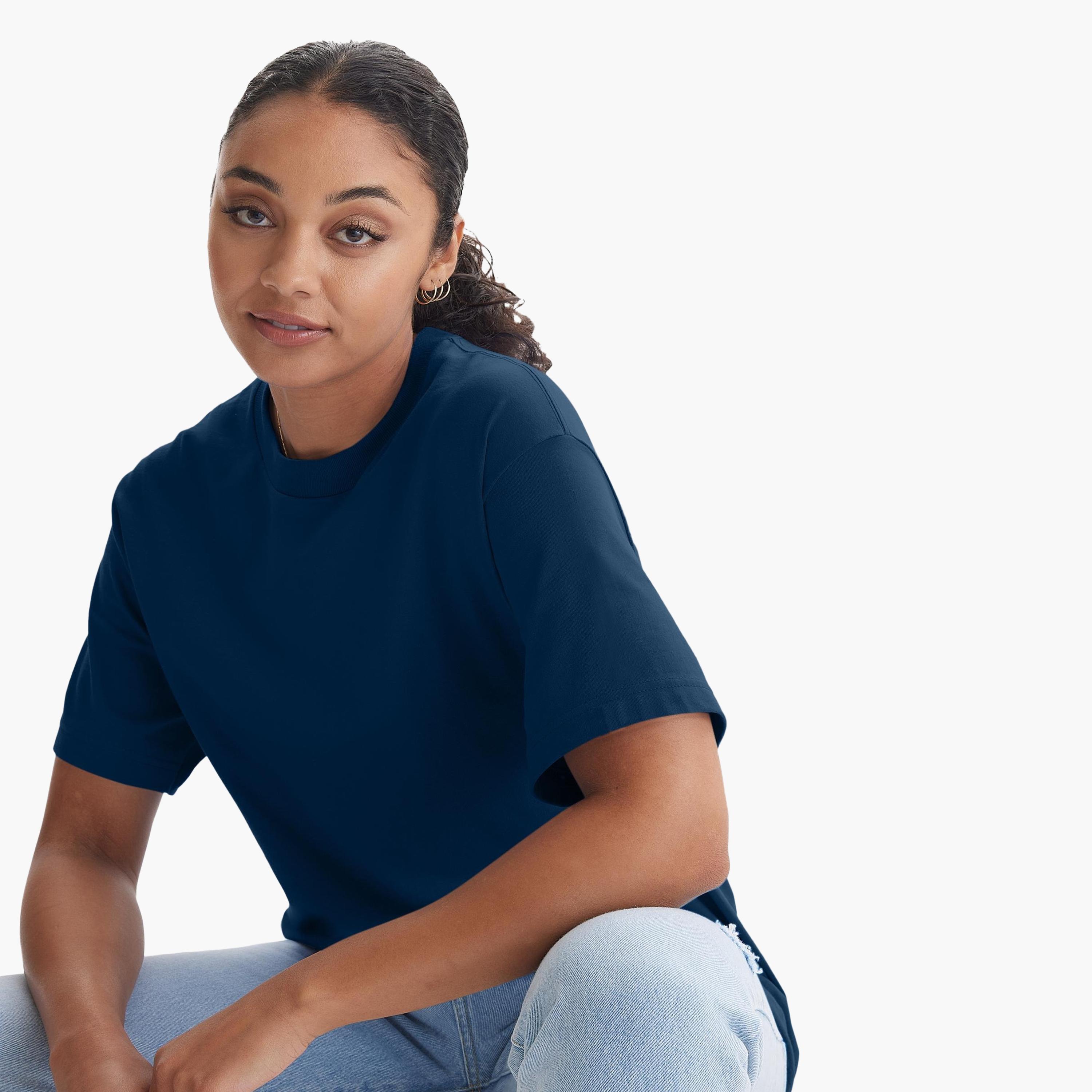 تيشيرت نسائي سادة بياقة مستديرة وأكمام قصيرة من هانيس-women-clothing-tshirts-image-11