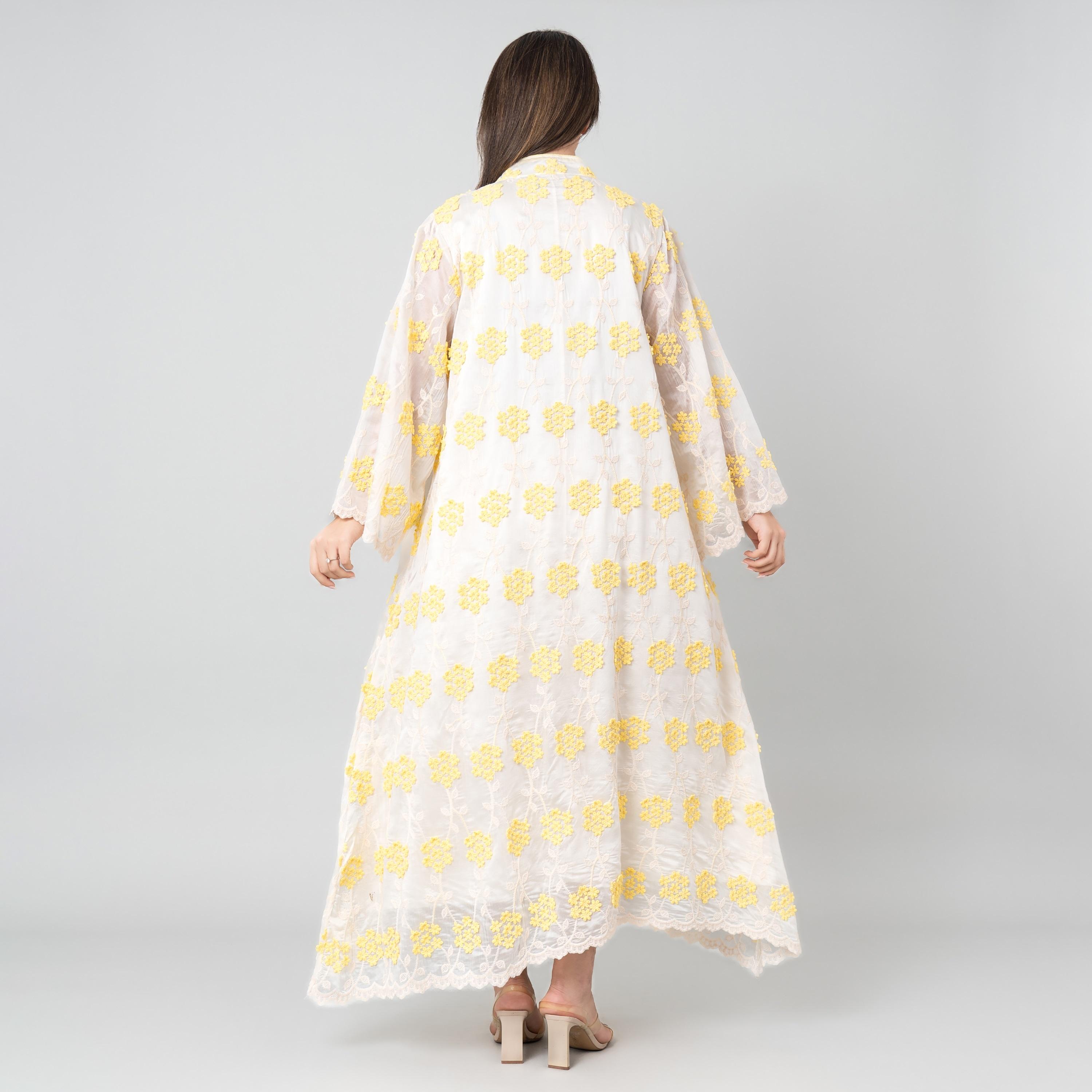 جلابية نسائية بأكمام واسعة ومطرزة بنقشة زهور من إككسا-women-arabicclothing-jalabiyas-image-4