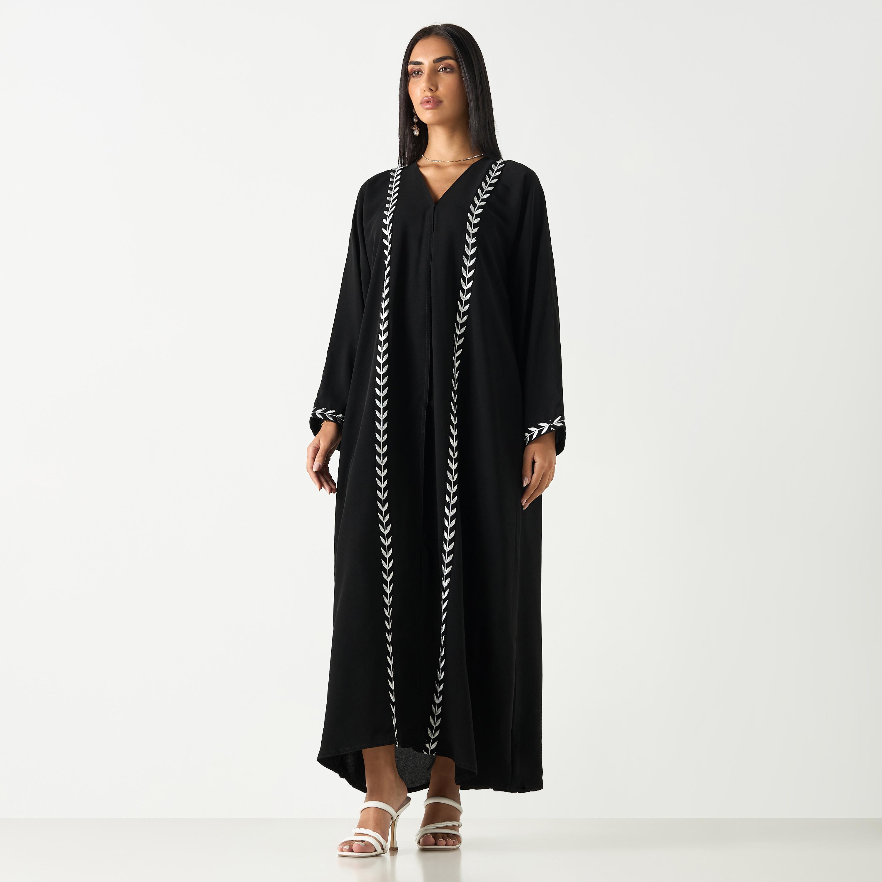 عباية مطرّزة بياقة V وحجاب من حديث المدينة-women-arabicclothing-abayas-image-1