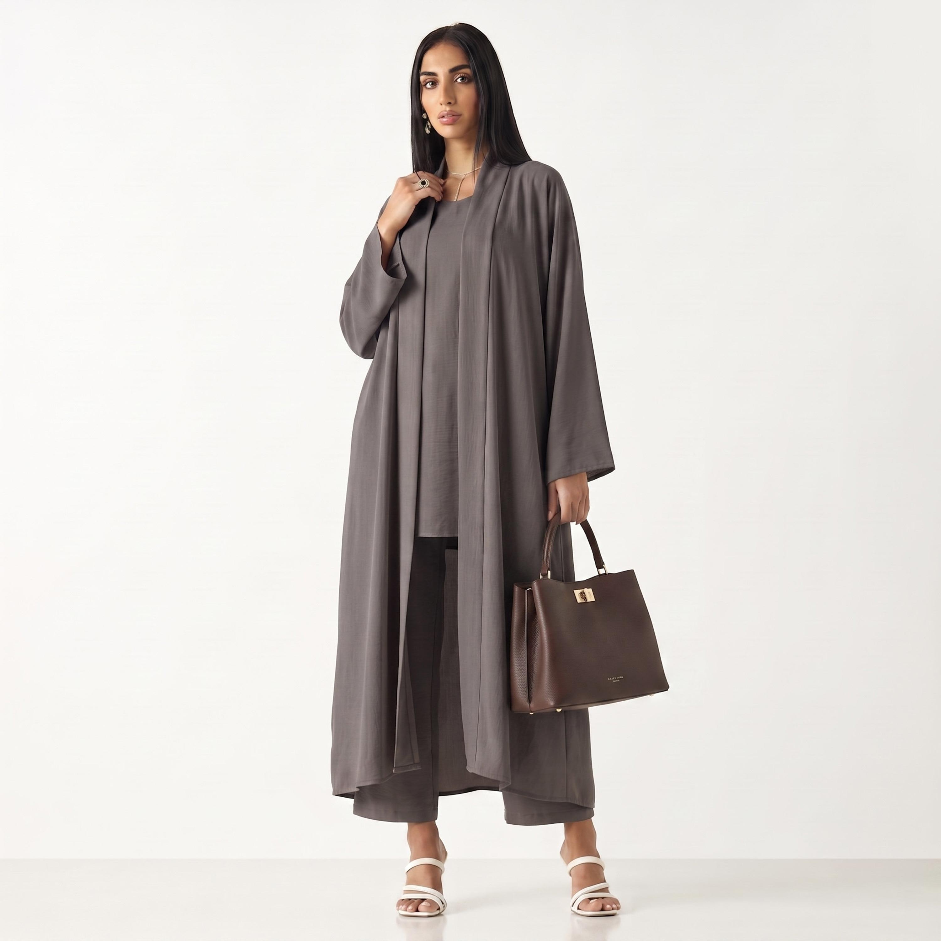 طقم عباءة وحجاب نيدا للنساء باللون الرمادي مع توب داخلي وبنطال من حديث المدينة-women-arabicclothing-sets-image-1