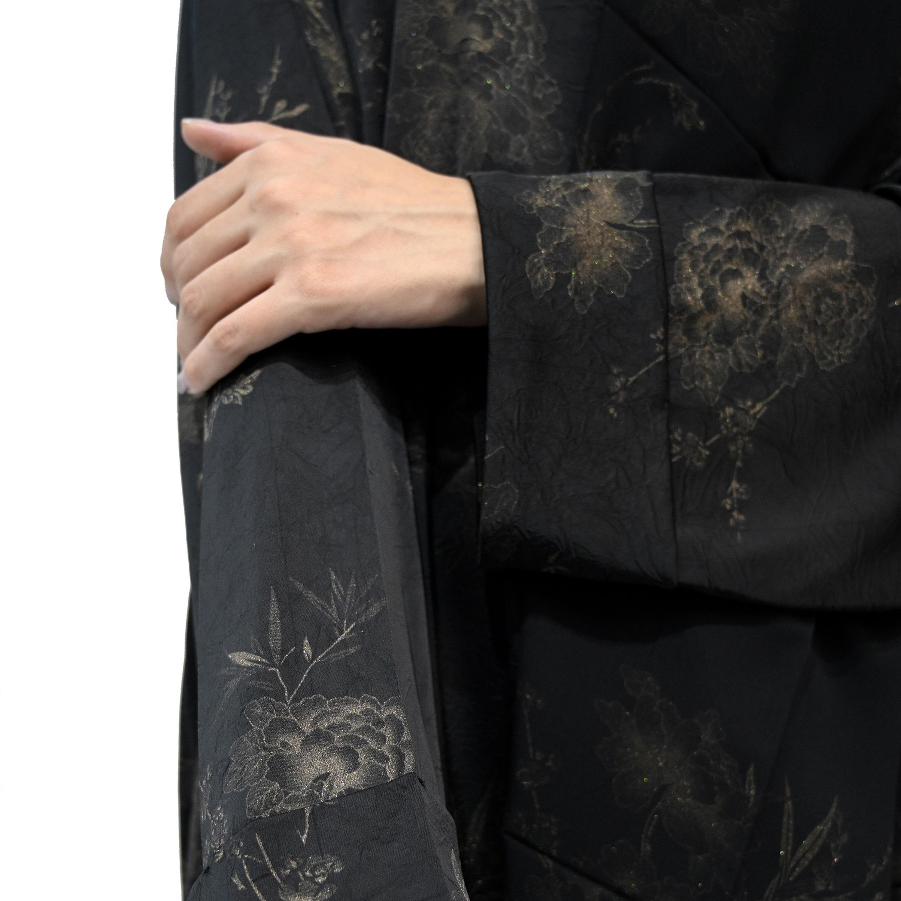 Nukhbaa Black Wide Sleeves Floral Abaya with Hijab-women-arabicclothing-abayas-image-4