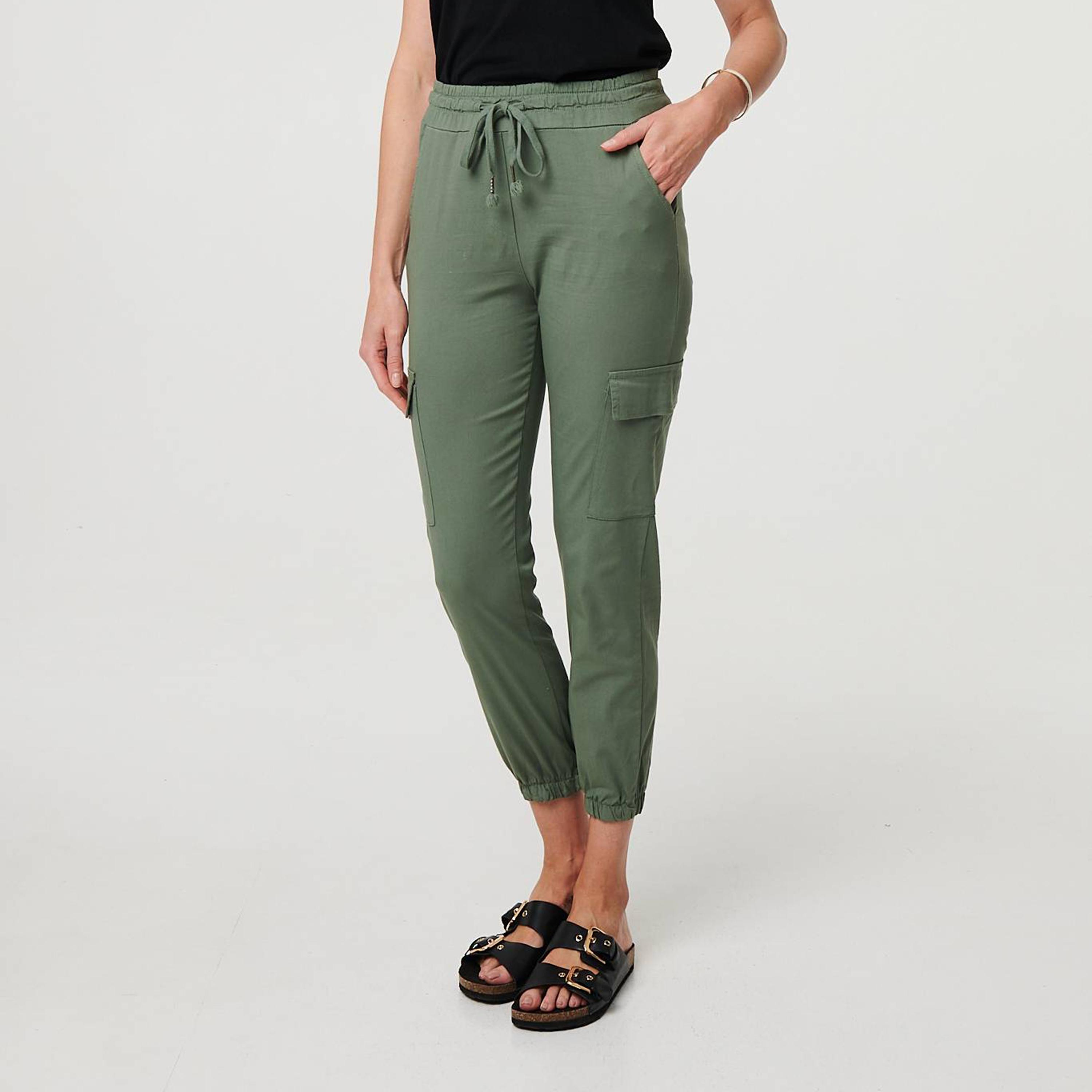 بنطلون "كارغو جوجر" رياضي نسائي من إيزابيل لندن-women-clothing-bottoms-joggers-image-1