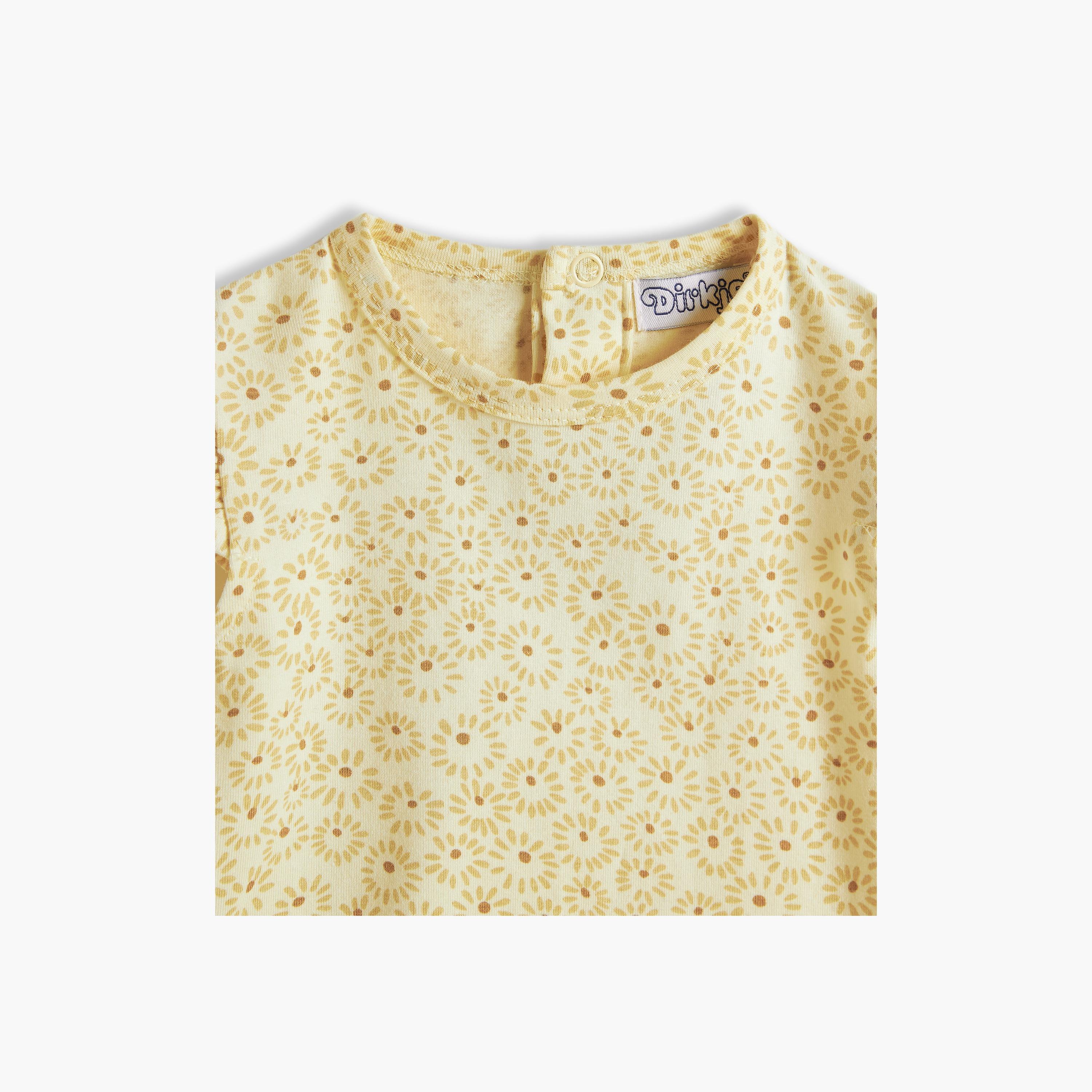 Dirkje 2-Piece Printed Cap Sleeves T-Shirt with Shorts-baby-girls-clothing-setsandcoords-image-3