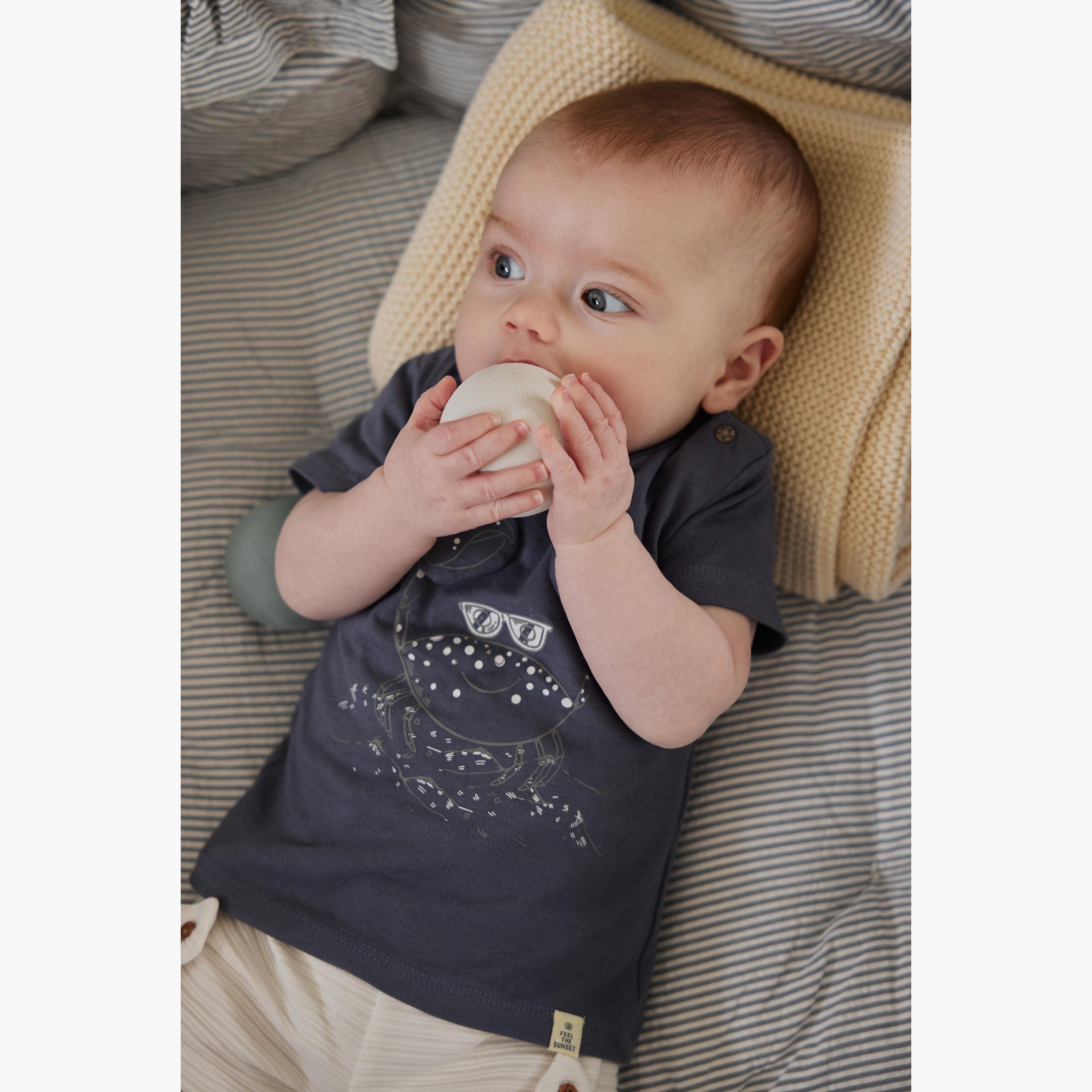 تي شيرت مطبوع بأكمام قصيرة مع شورت قطعتين من ديركجي-baby-boys-clothing-setsandcoords-image-5
