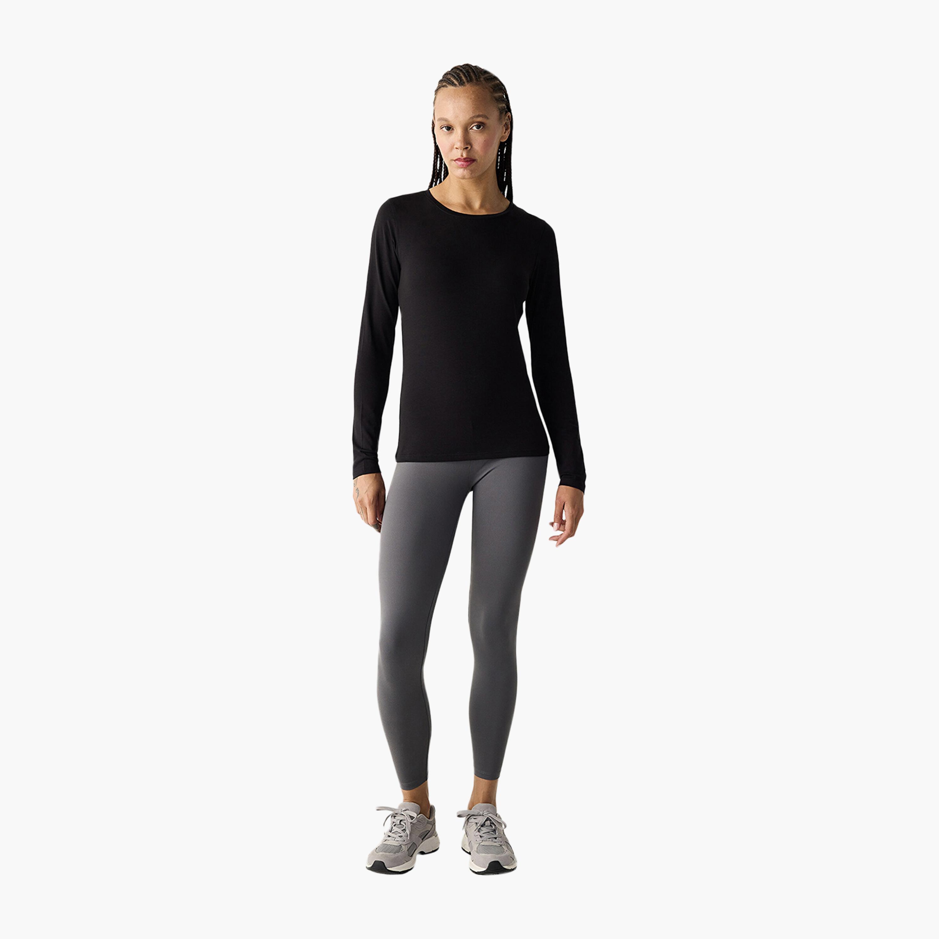 تي شيرت نسائي أسود من بينتي-women-clothing-tshirts-image-2