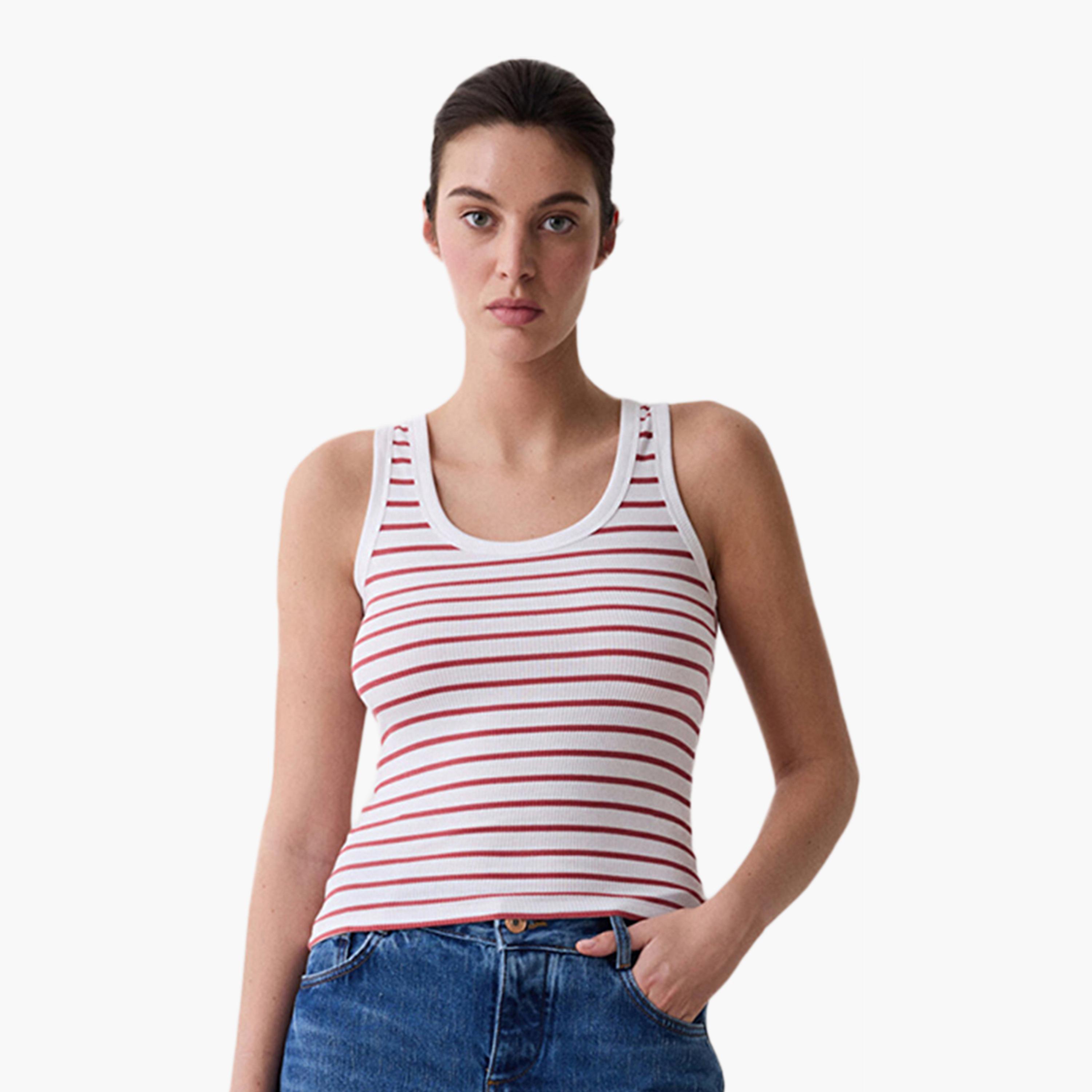 بلوزة نسائية بدون أكمام مضلعة ومخططة ورقبة دائرية من بينتي-women-clothing-shirtsandblouses-blouses-image-1