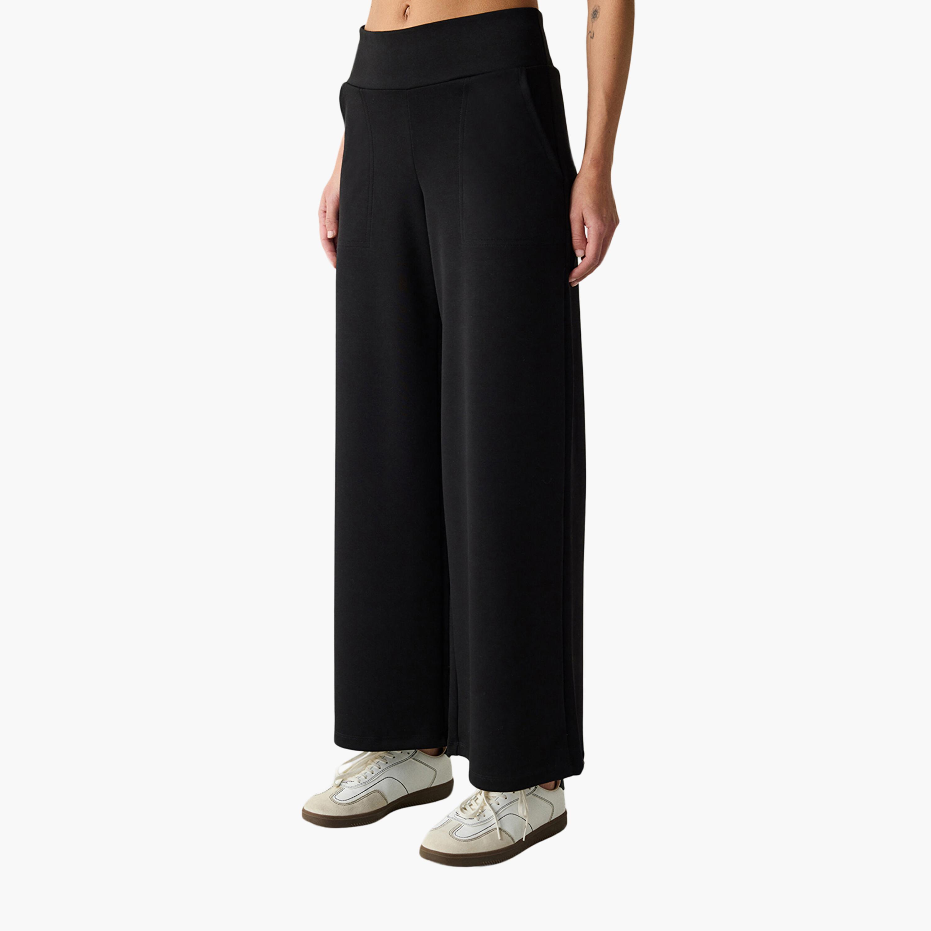 بنطلون نسائي واسع الساق أسود اللون من بينتي-women-clothing-bottoms-trousers-image-4