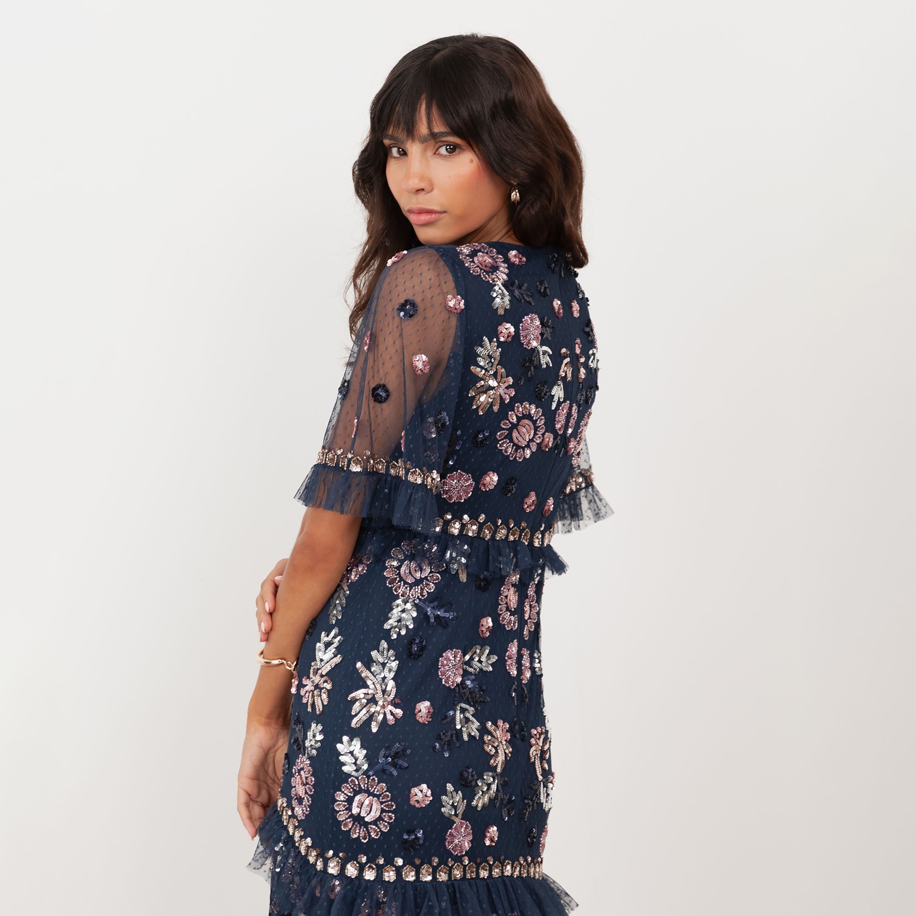 فستان سهرة ماكسي نسائي من مايا ديلوكس، من التل المزين بالترتر، بأكمام شفافة وطبقات-women-clothing-dresses-image-5