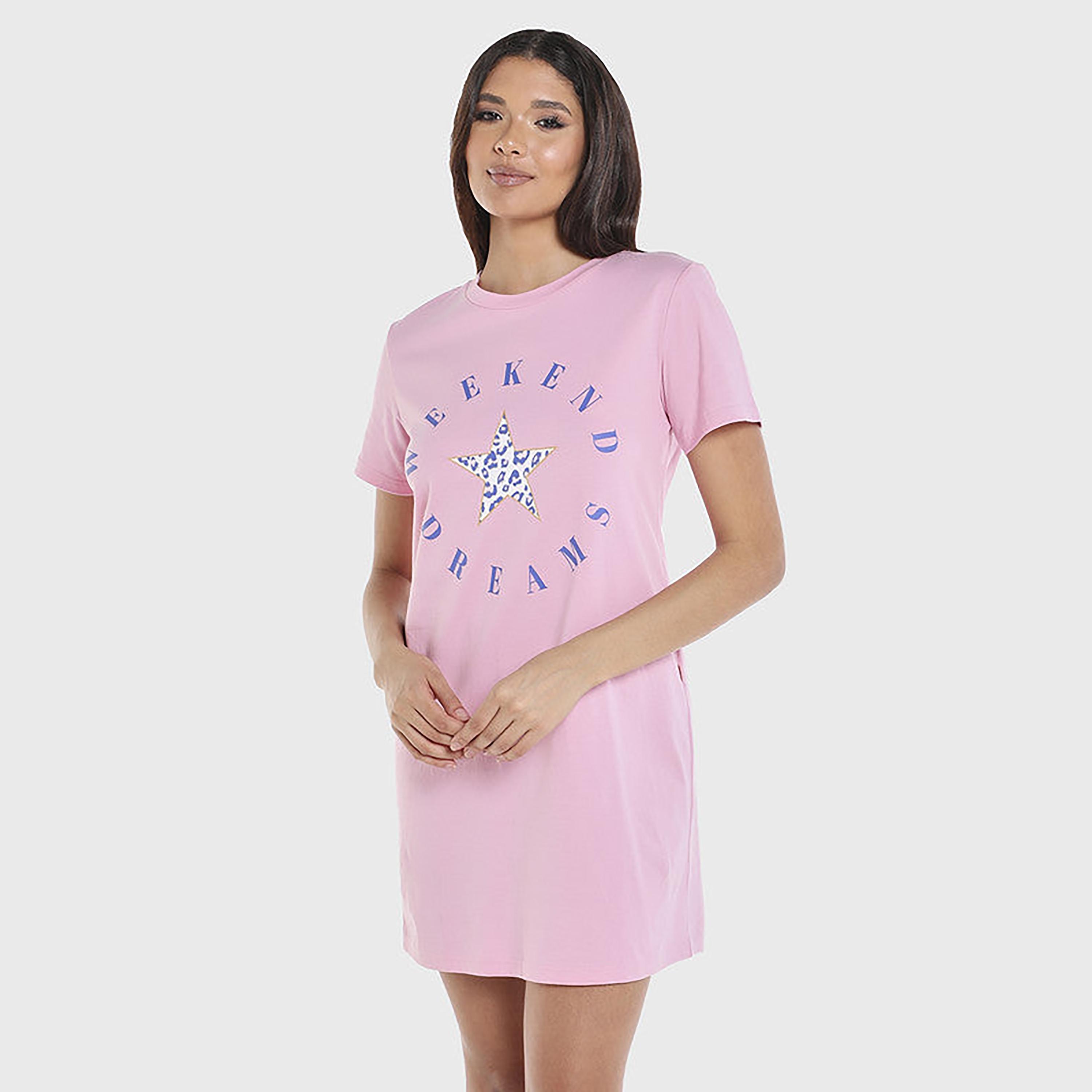 فستان تيشيرت نسائي بأكمام قصيرة بطبعة من Isla & Evie برقبة دائرية-women-clothing-nightwear-nighties-image-1