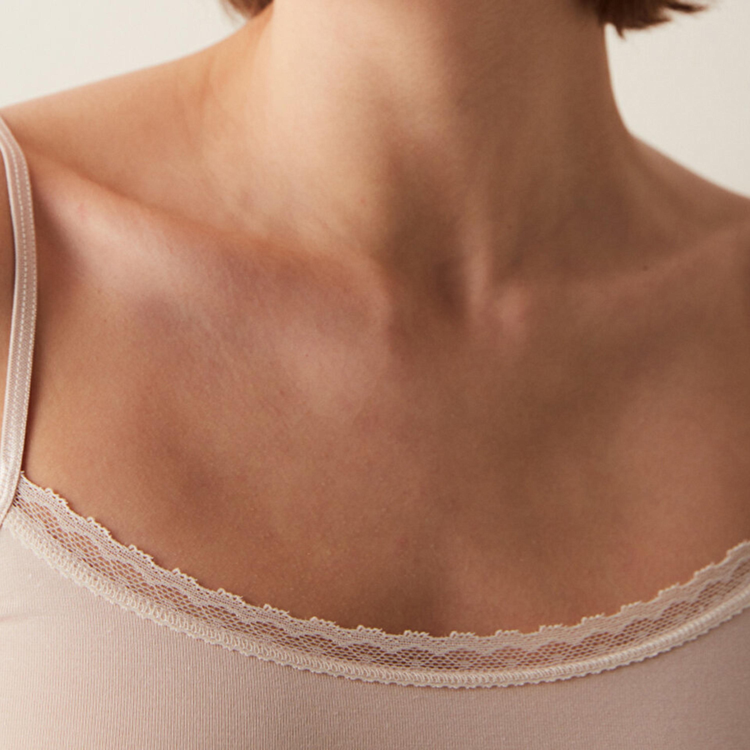 قميص داخلي نسائي "سليم فيت" سادة بحمالات رفيعة بدون أكمام "كاميسول" من بنتي-women-clothing-nightwear-nighties-image-4