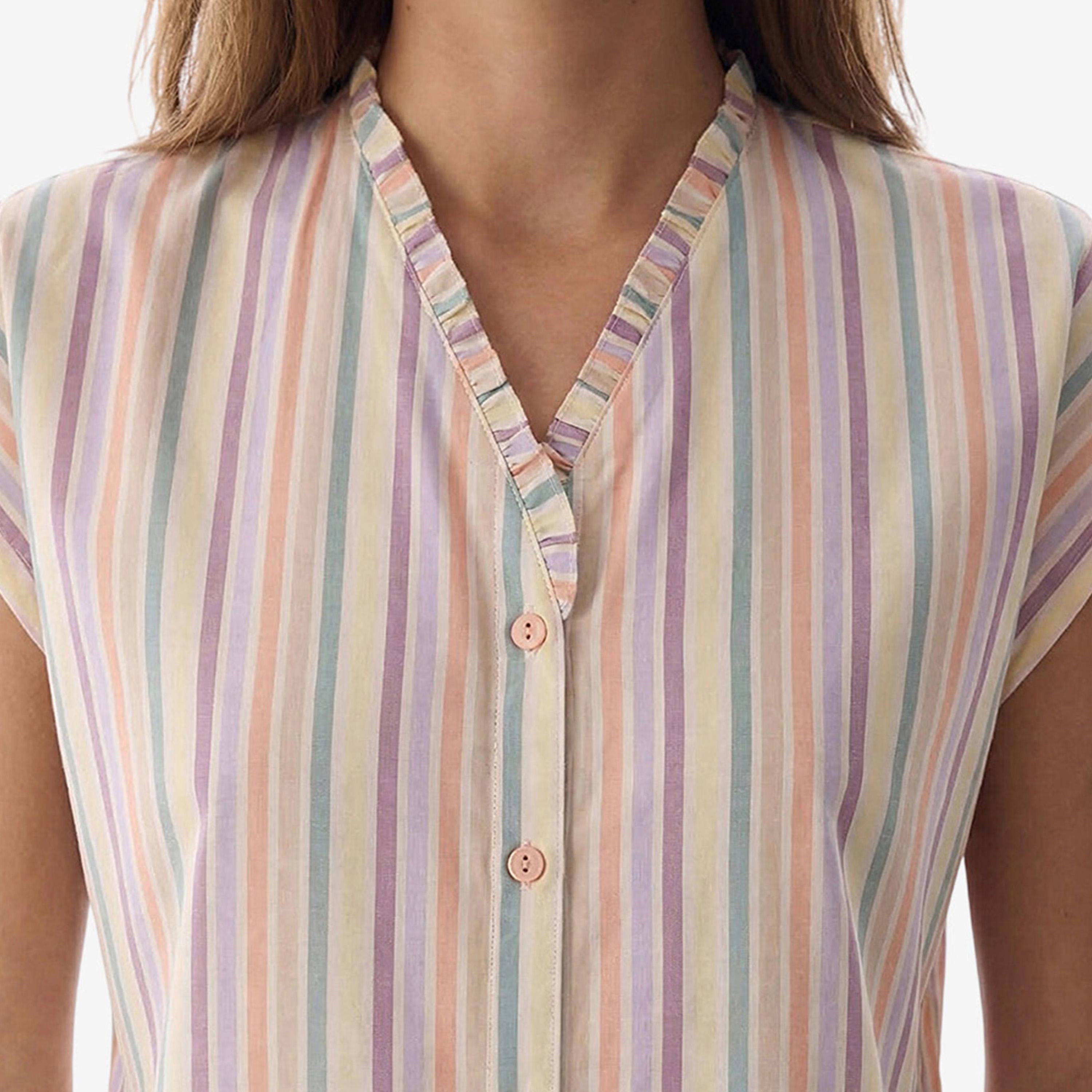 طقم نوم حريمي قميص مخطط بفتحة رقبة V وشورت من بينتي-women-clothing-nightwear-pyjamas-shortsets-image-3