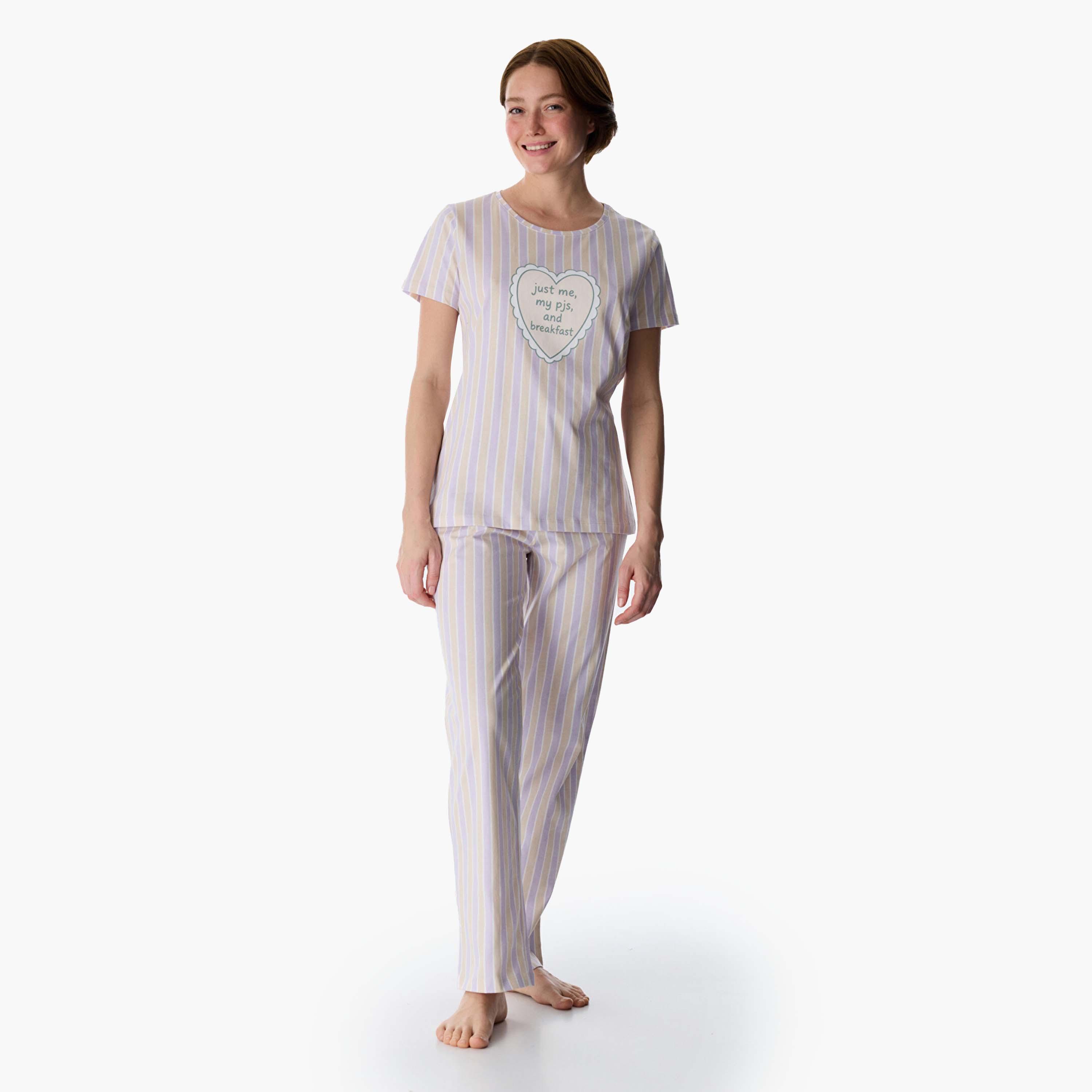 طقم بيجامة تي شيرت وبنطال مطبوع للنساء من بينتي-women-clothing-nightwear-pyjamas-longsets-image-1