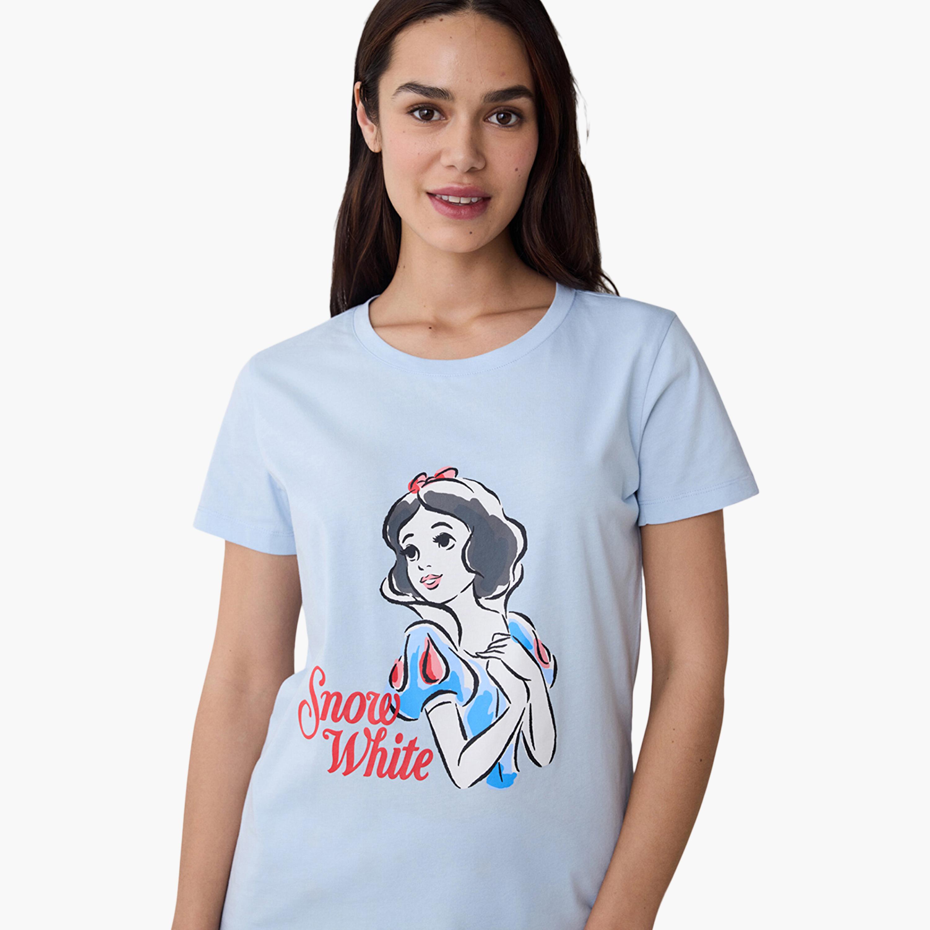 طقم تي شيرت وشورت نسائي بطبعة شخصية من بينتي-women-clothing-nightwear-pyjamas-shortsets-image-2