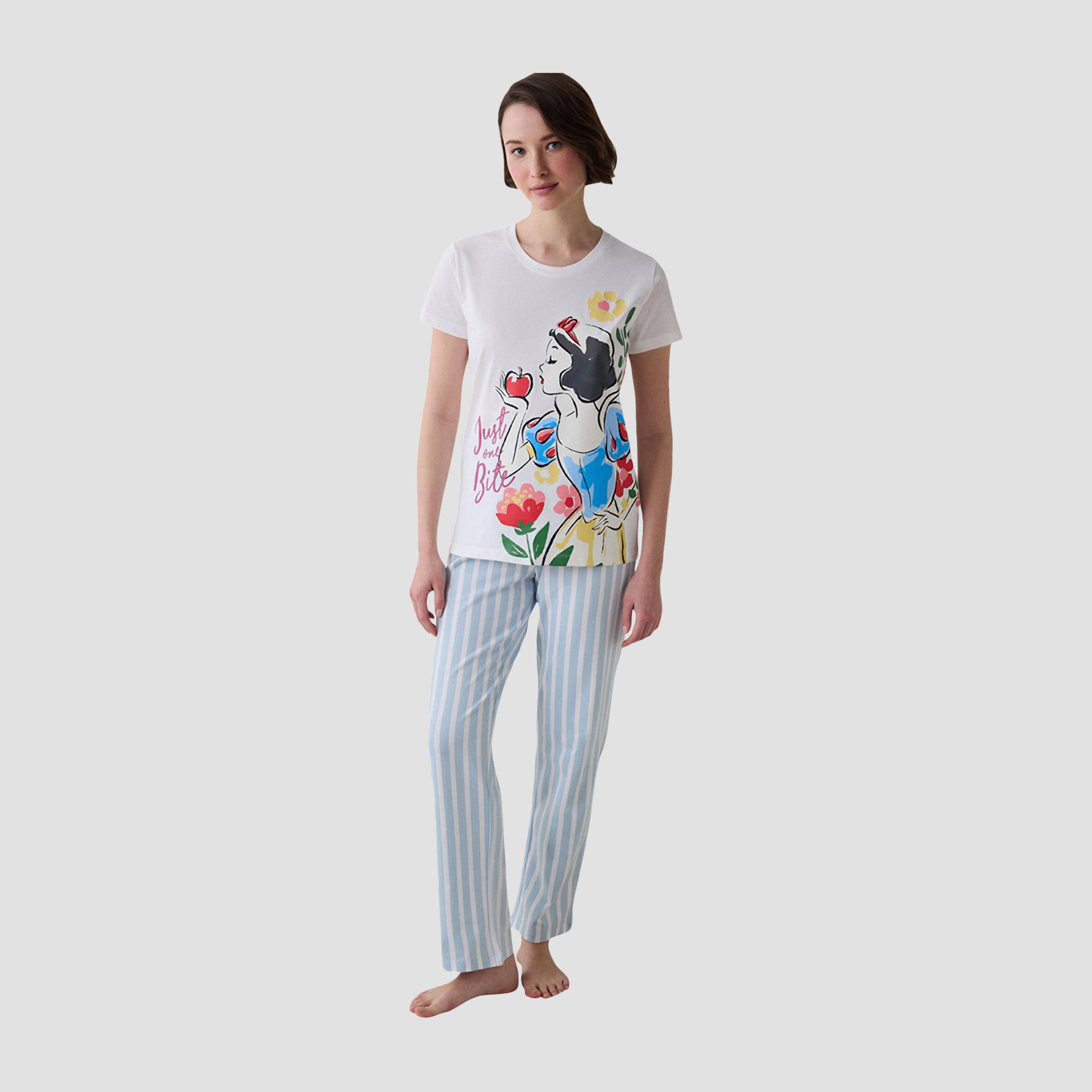 طقم تي شيرت وبيجامة نسائي بطبعة شخصية من بينتي-women-clothing-nightwear-pyjamas-longsets-image-1