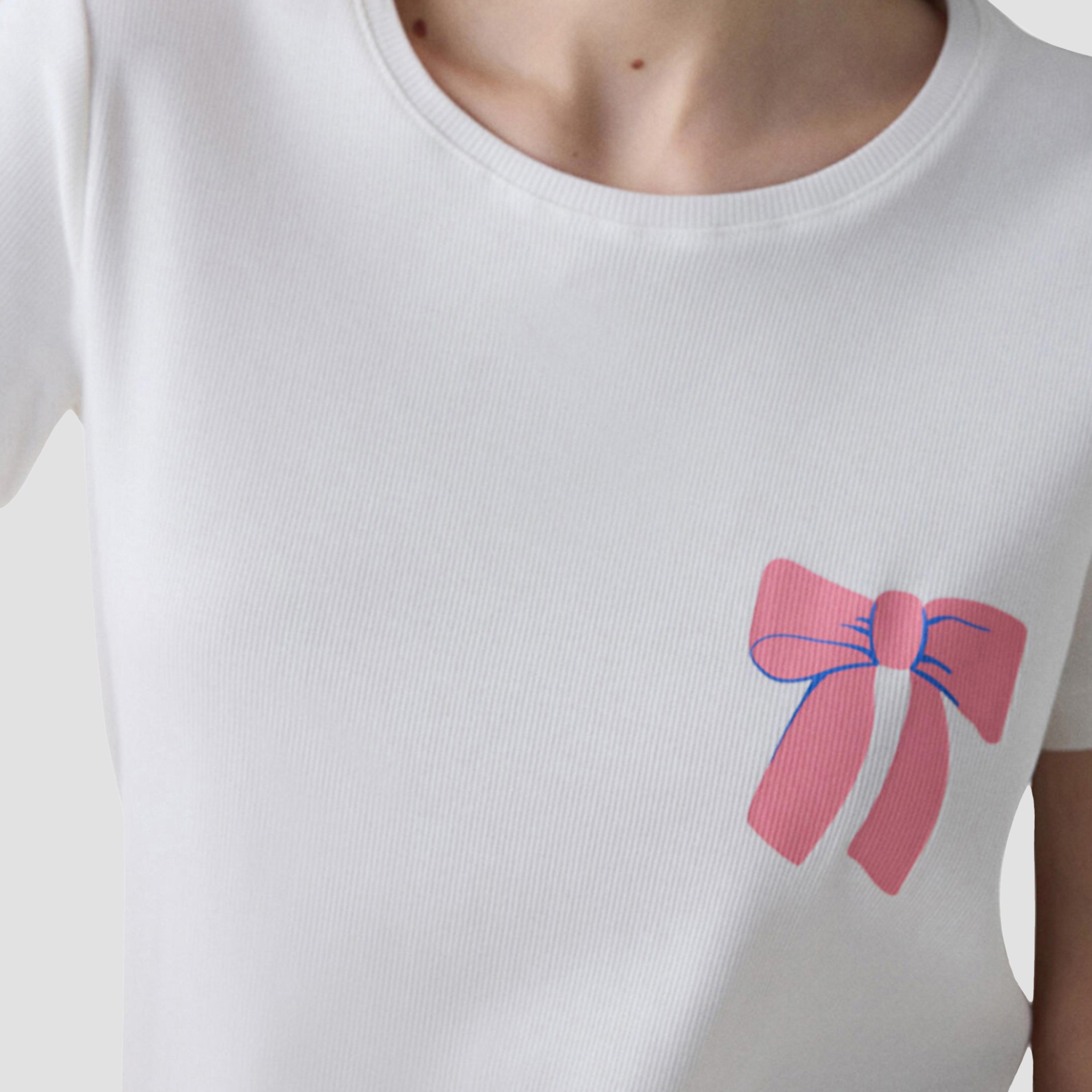 طقم تي شيرت وبيجامة نسائي بطبعة فيونكة من بينتي-women-clothing-nightwear-pyjamas-longsets-image-5