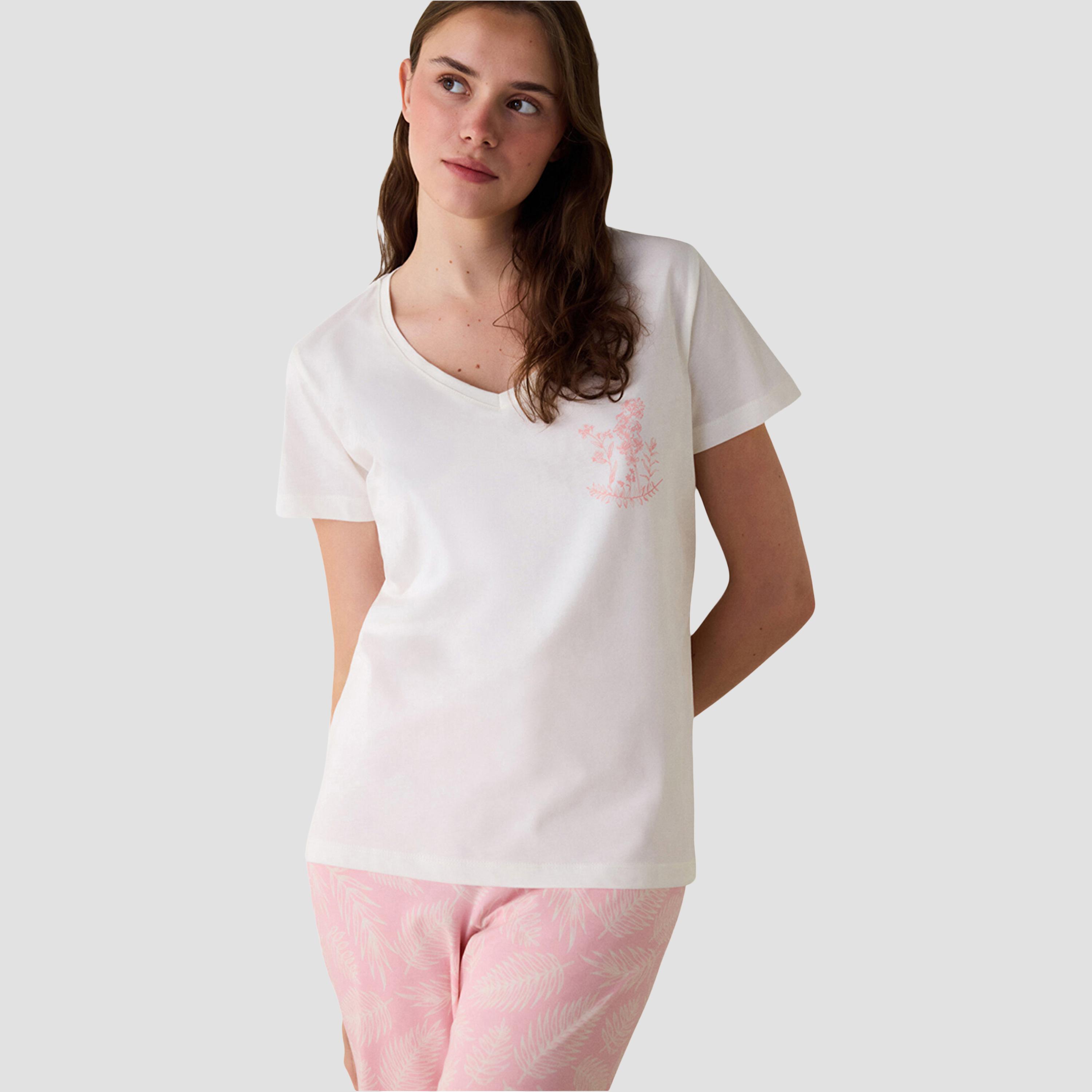 طقم تي شيرت وبيجامة نسائي بطبعة نباتية من بينتي-women-clothing-nightwear-pyjamas-longsets-image-5