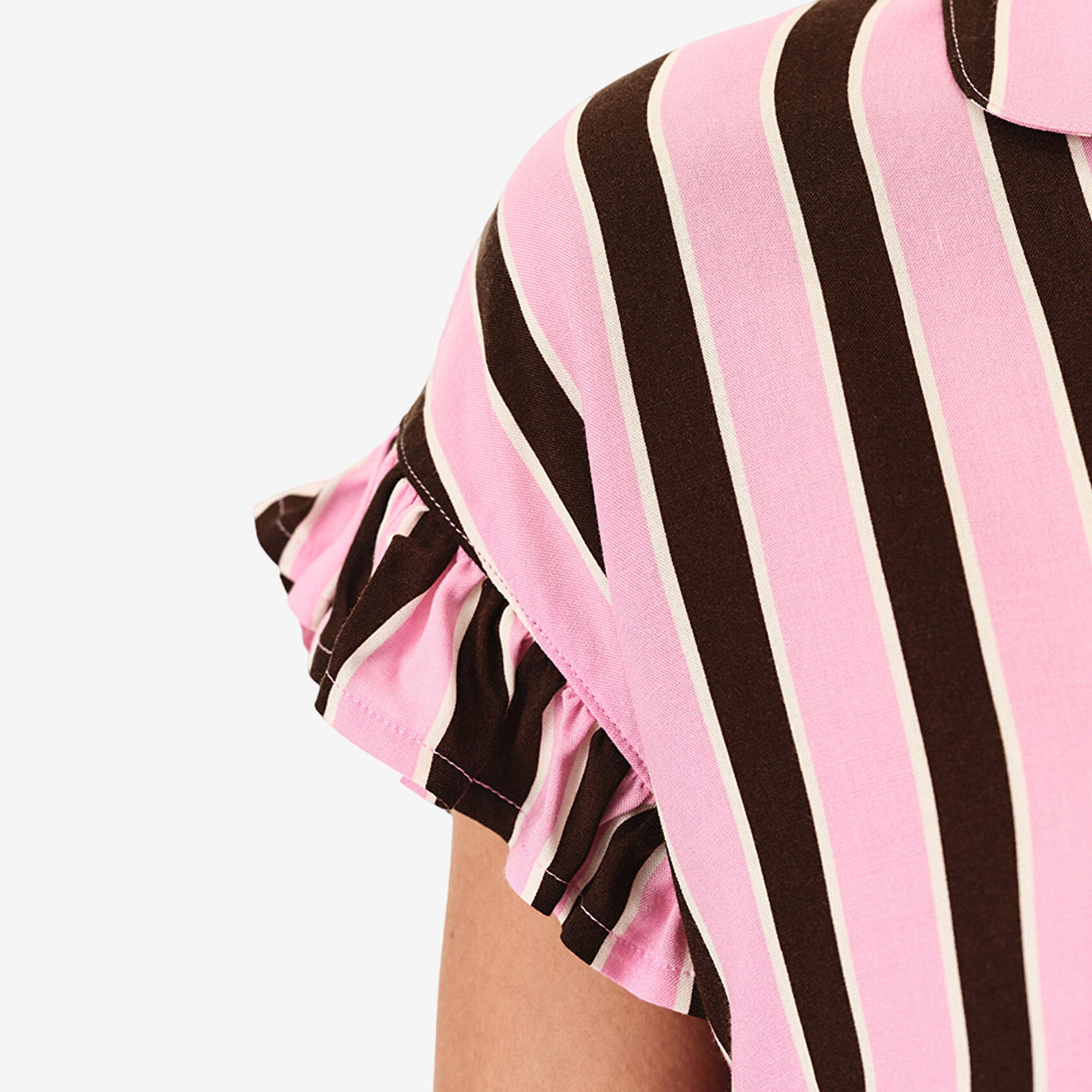 طقم نوم حريمي قميص مخطط بياقة مطوية وشورت من بينتي-women-clothing-nightwear-pyjamas-shortsets-image-3