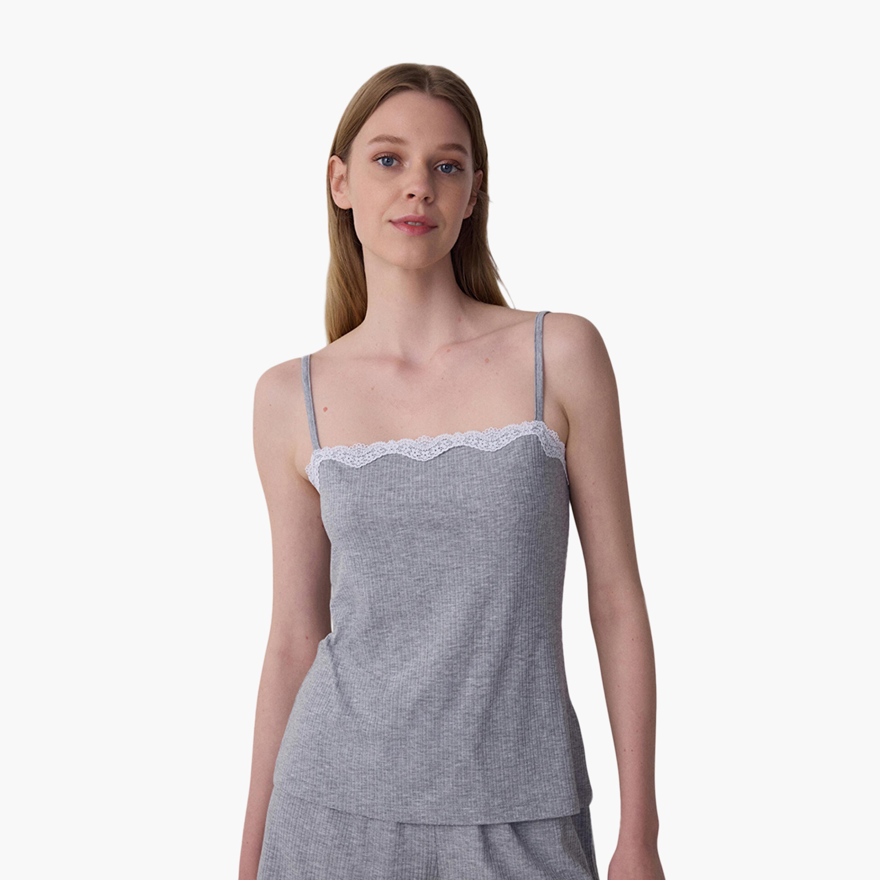 طقم نسائي من بلوزة وشورت مضلع من بينتي-women-clothing-nightwear-pyjamas-shortsets-image-5
