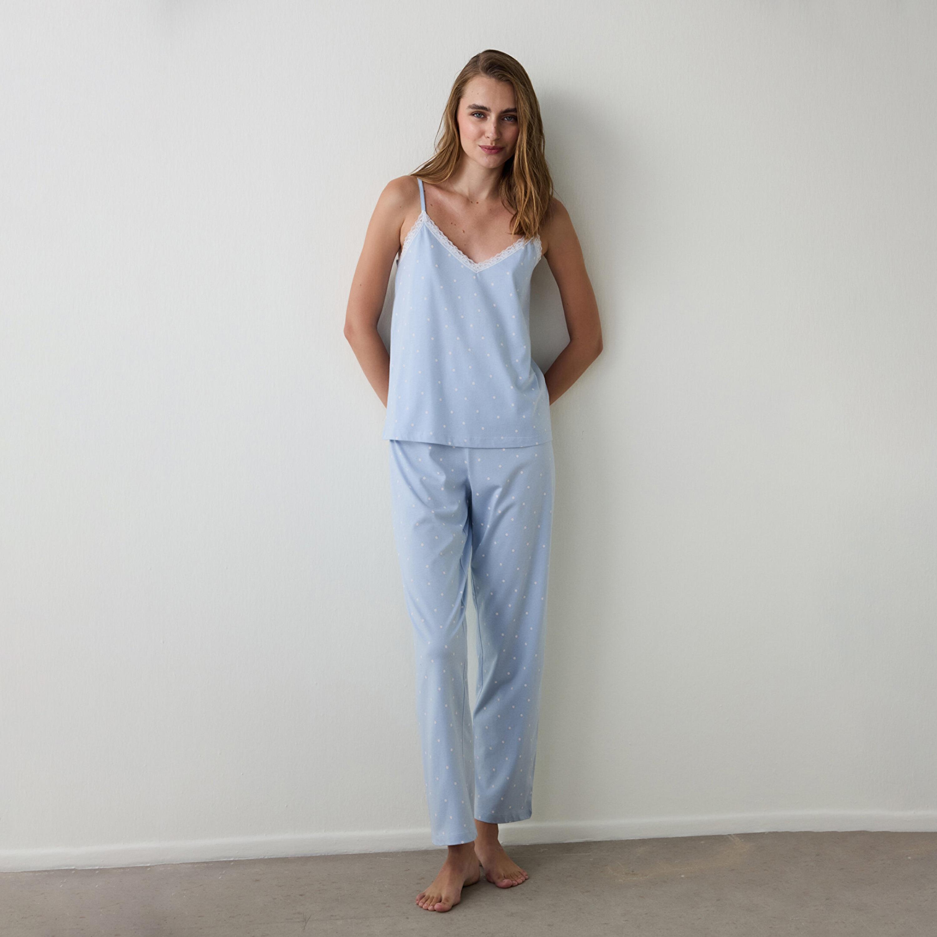 طقم بيجاما نسائي قطني منقط بحواف دانتيل مكون من قميص "كامي" وبنطلون من بنتي-women-clothing-nightwear-pyjamas-longsets-image-1