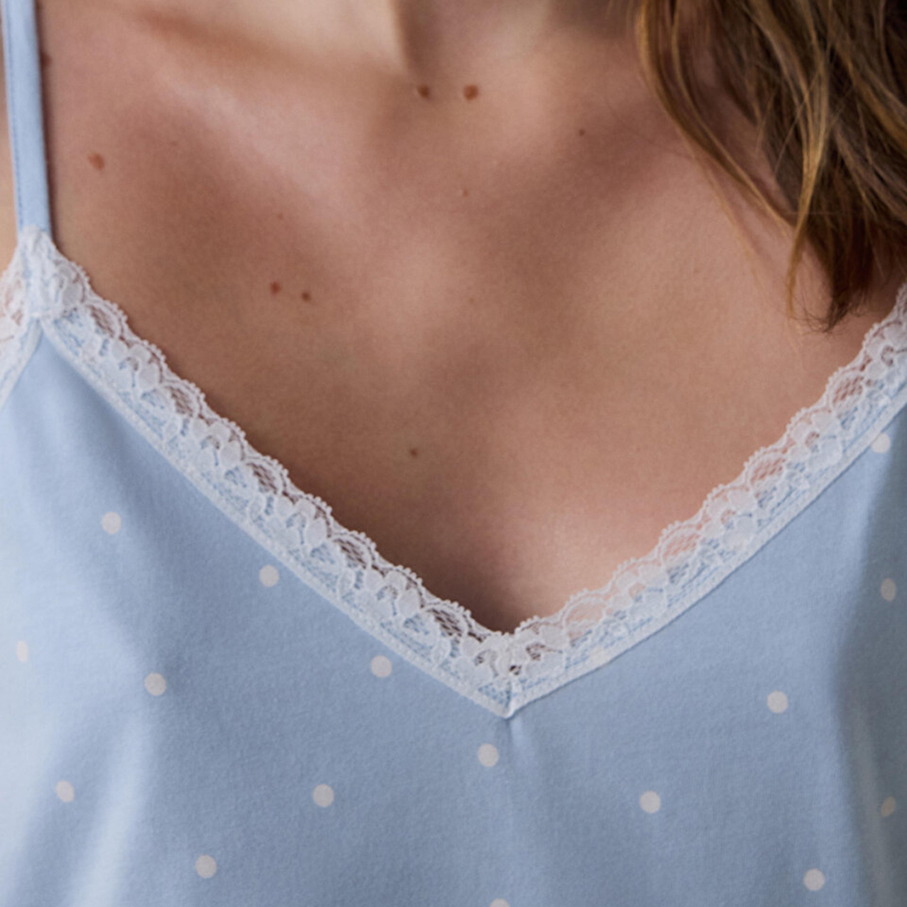 طقم بيجاما نسائي قطني منقط بحواف دانتيل مكون من قميص "كامي" وبنطلون من بنتي-women-clothing-nightwear-pyjamas-longsets-image-4
