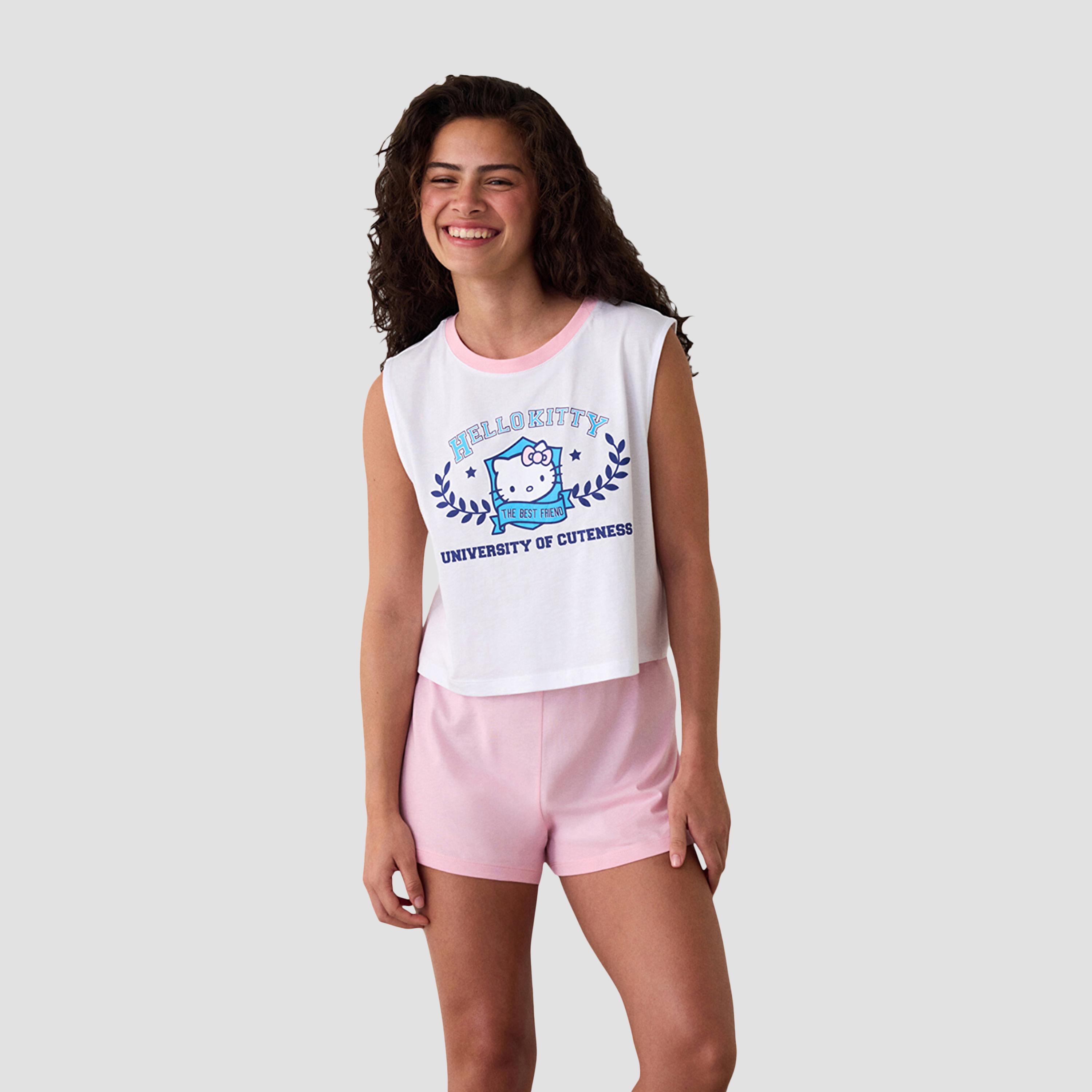 طقم بلوزة وشورت نسائي بطبعة جرافيكية من بينتي-women-clothing-nightwear-pyjamas-shortsets-image-1