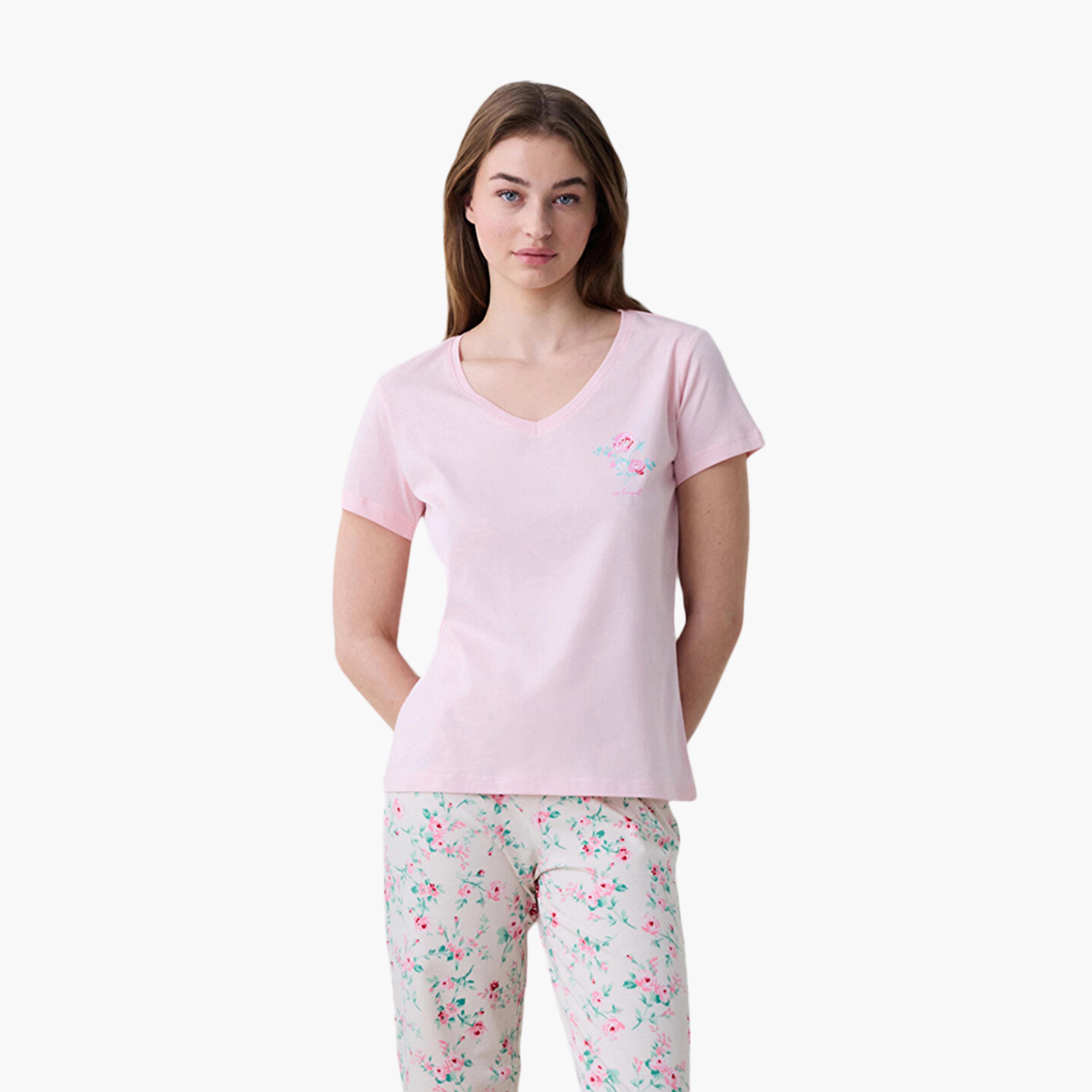 طقم تي شيرت وبيجامة نسائي بطبعة زهور من بينتي-women-clothing-nightwear-pyjamas-longsets-image-2