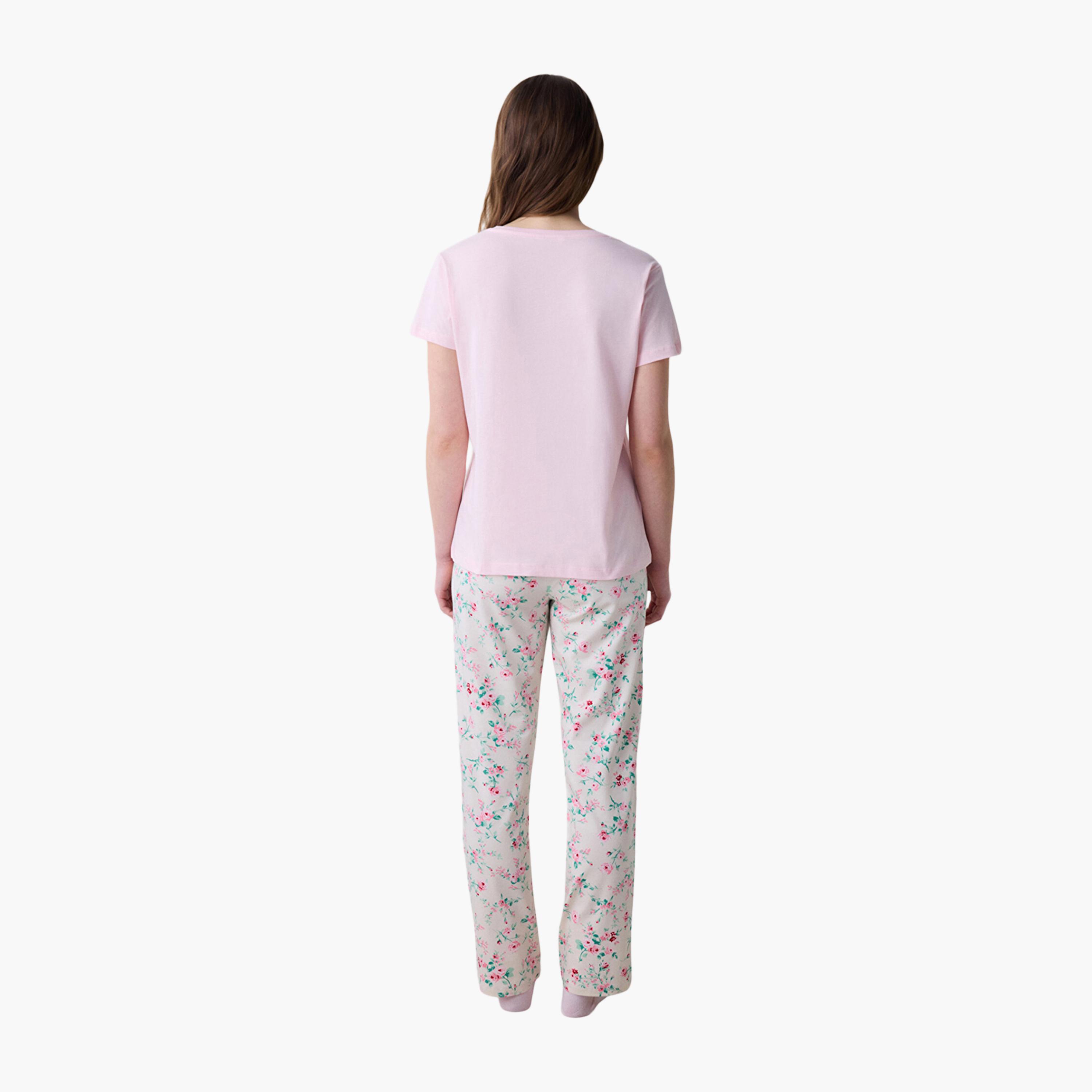 طقم تي شيرت وبيجامة نسائي بطبعة زهور من بينتي-women-clothing-nightwear-pyjamas-longsets-image-4
