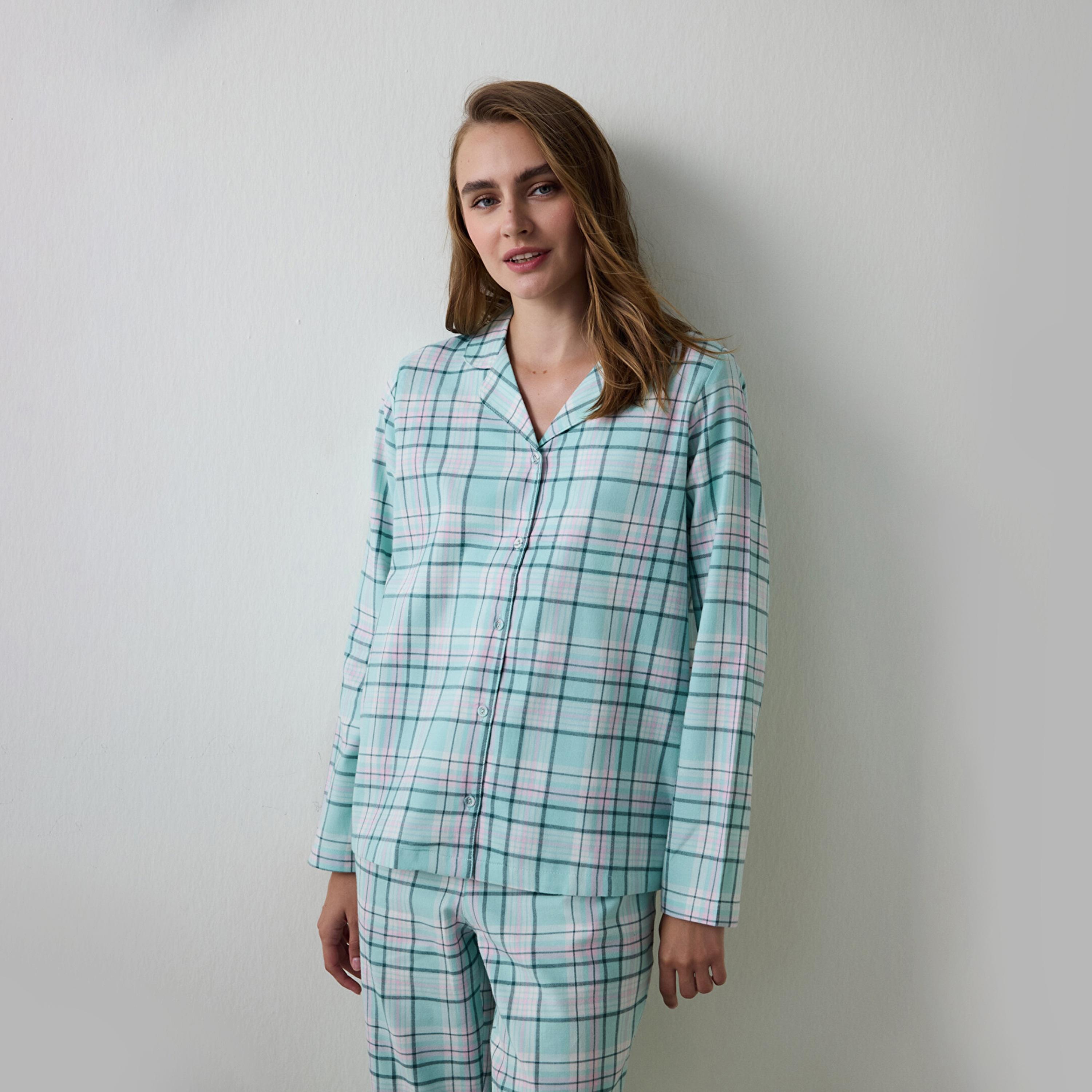 طقم بيجاما نسائي قطني بتصميم مربعات مكون من قميص وبنطلون من بنتي-women-clothing-nightwear-pyjamas-longsets-image-3