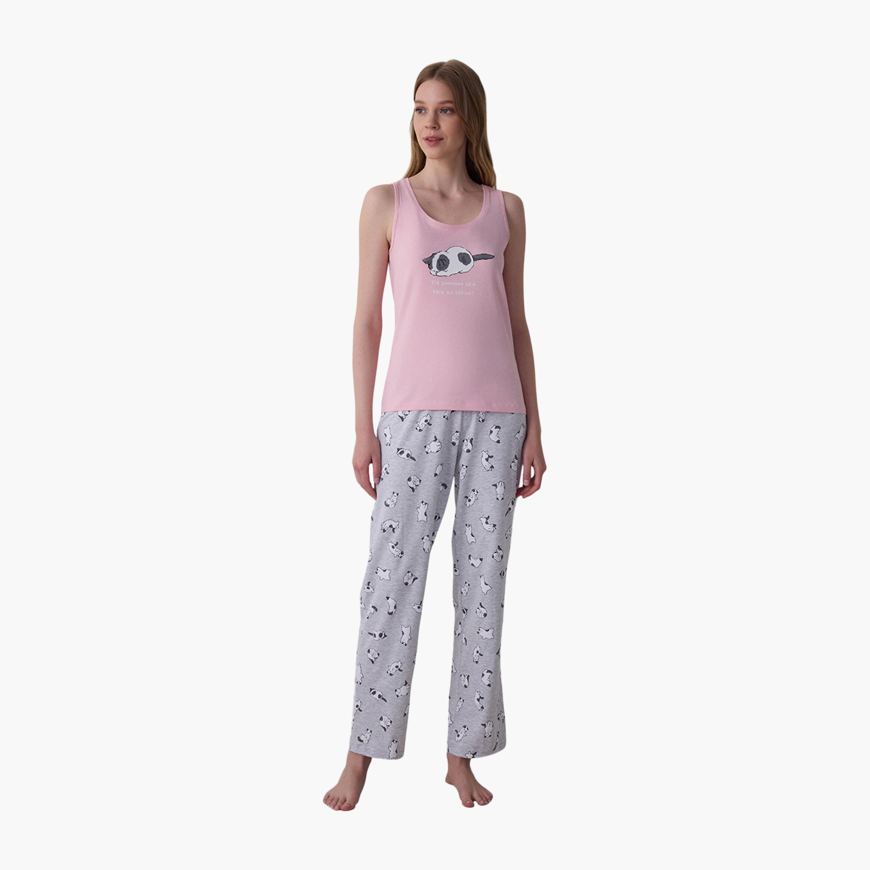 طقم بيجامة وقميص داخلي نسائي بطبعة قطة جرافيكية من بينتي-women-clothing-nightwear-pyjamas-longsets-image-1