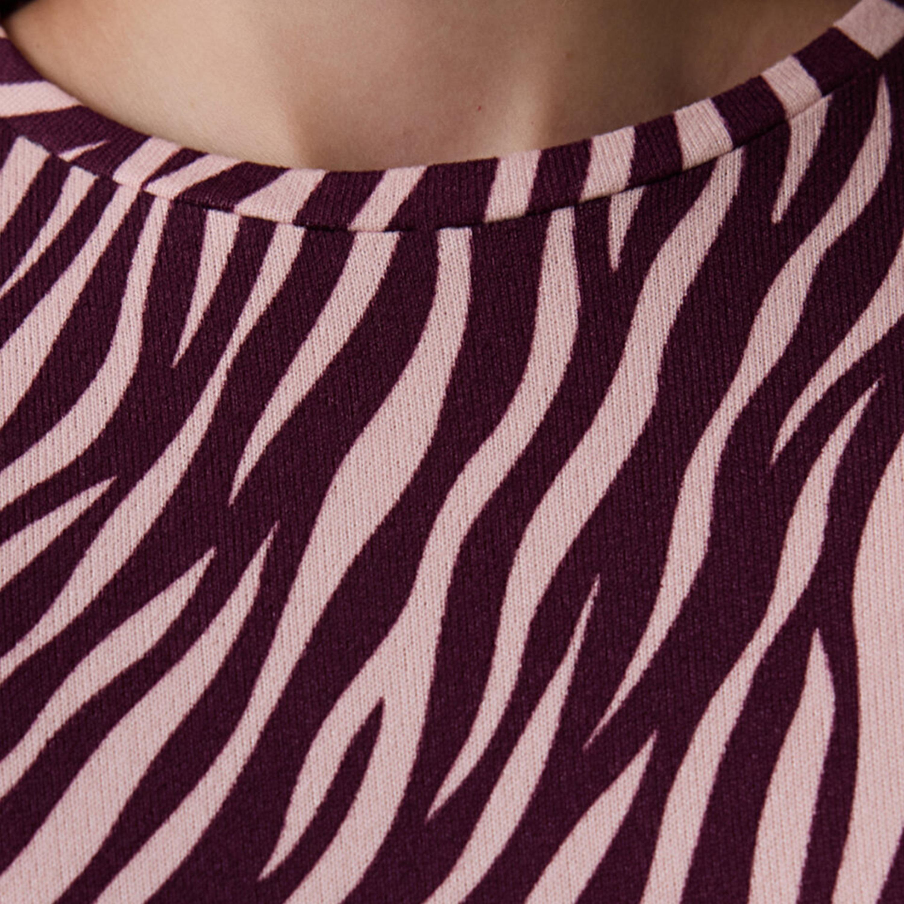 طقم بيجاما نسائي بطبعة تجريدية مكون من بلوزة وبنطلون من بنتي-women-clothing-nightwear-pyjamas-longsets-image-4