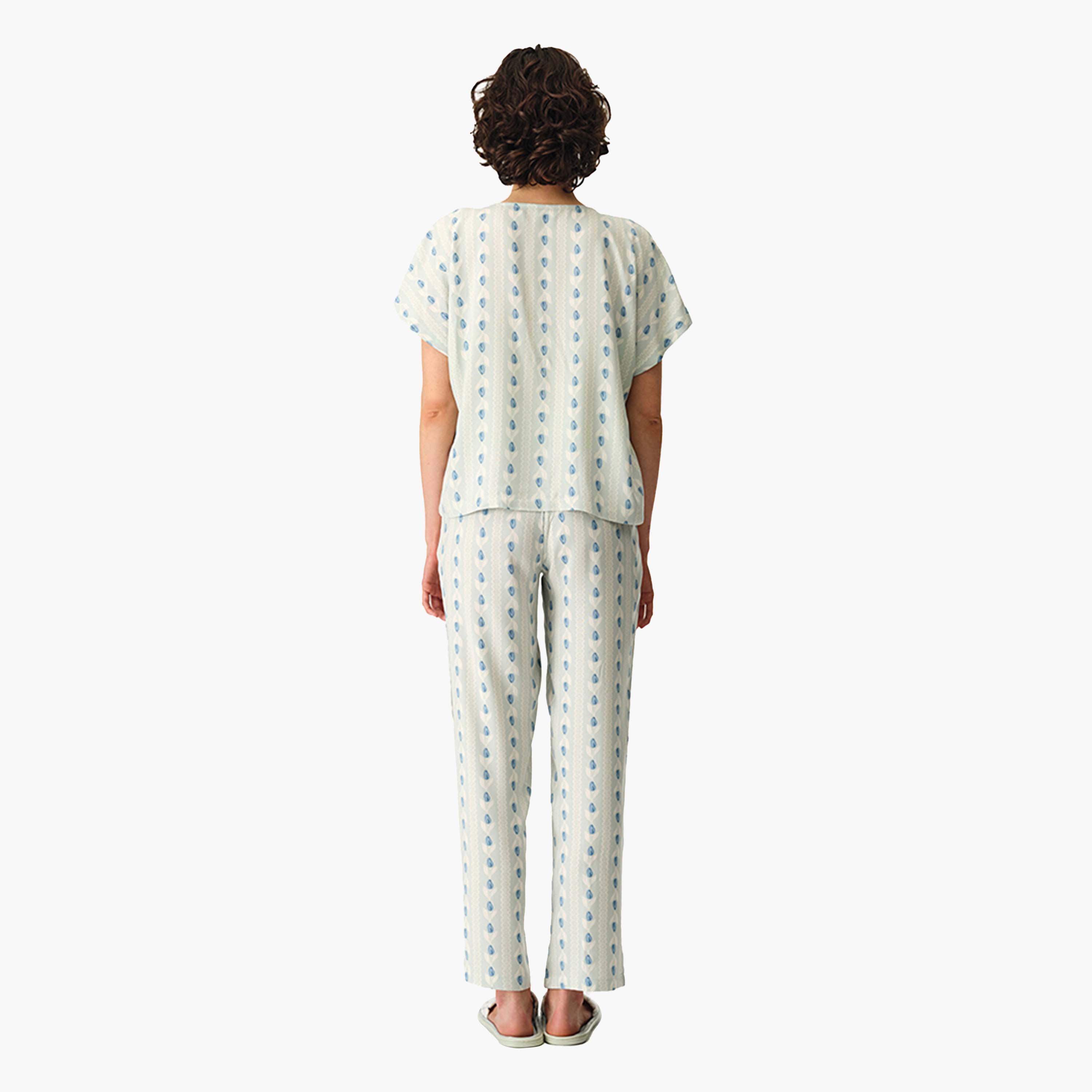 طقم بيجامة بلوزة مطبوع وبنطال للنساء من بينتي-women-clothing-nightwear-pyjamas-longsets-image-2
