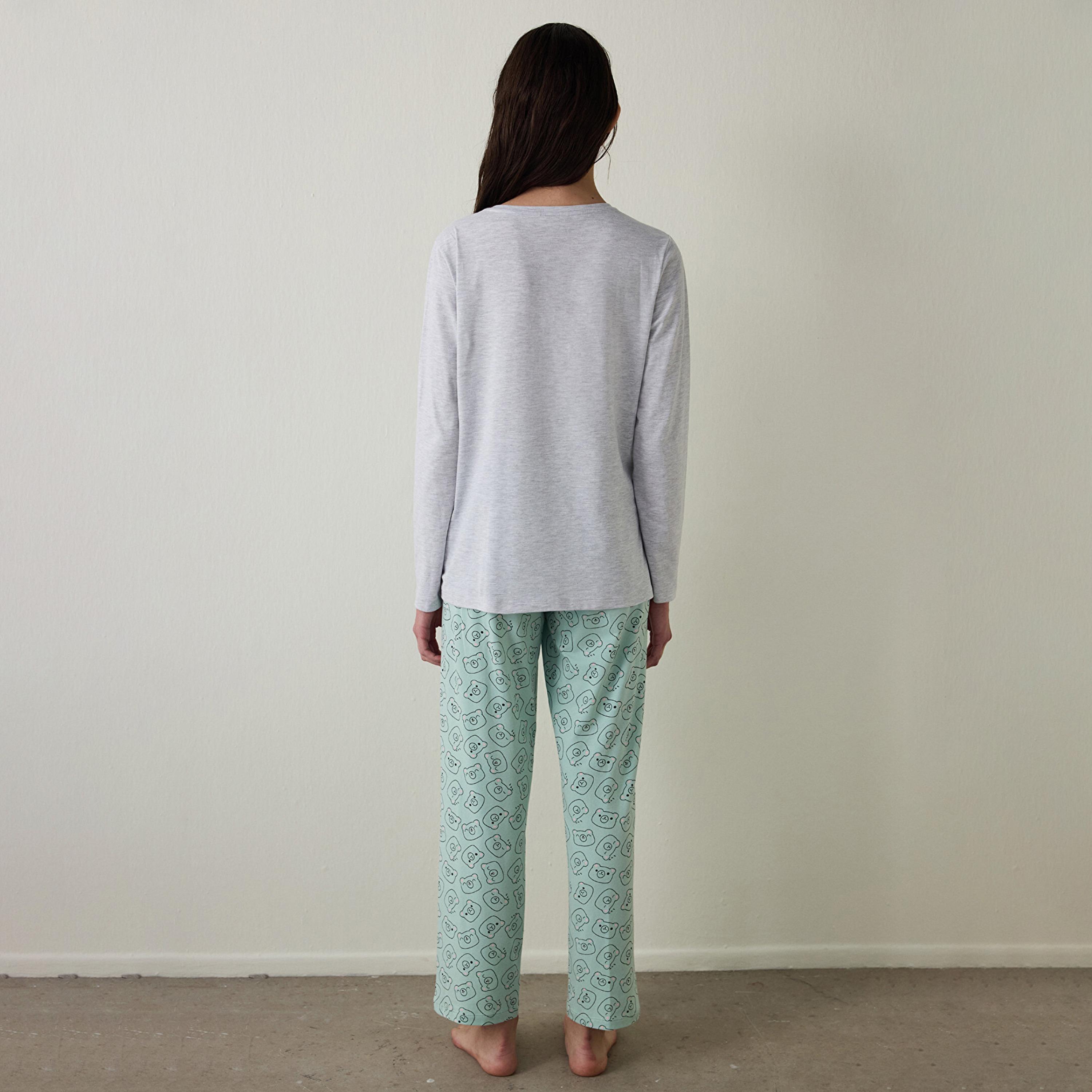 طقم بيجاما نسائي مطبوع مكون من تيشيرت وبنطلون من بنتي-women-clothing-nightwear-pyjamas-longsets-image-2