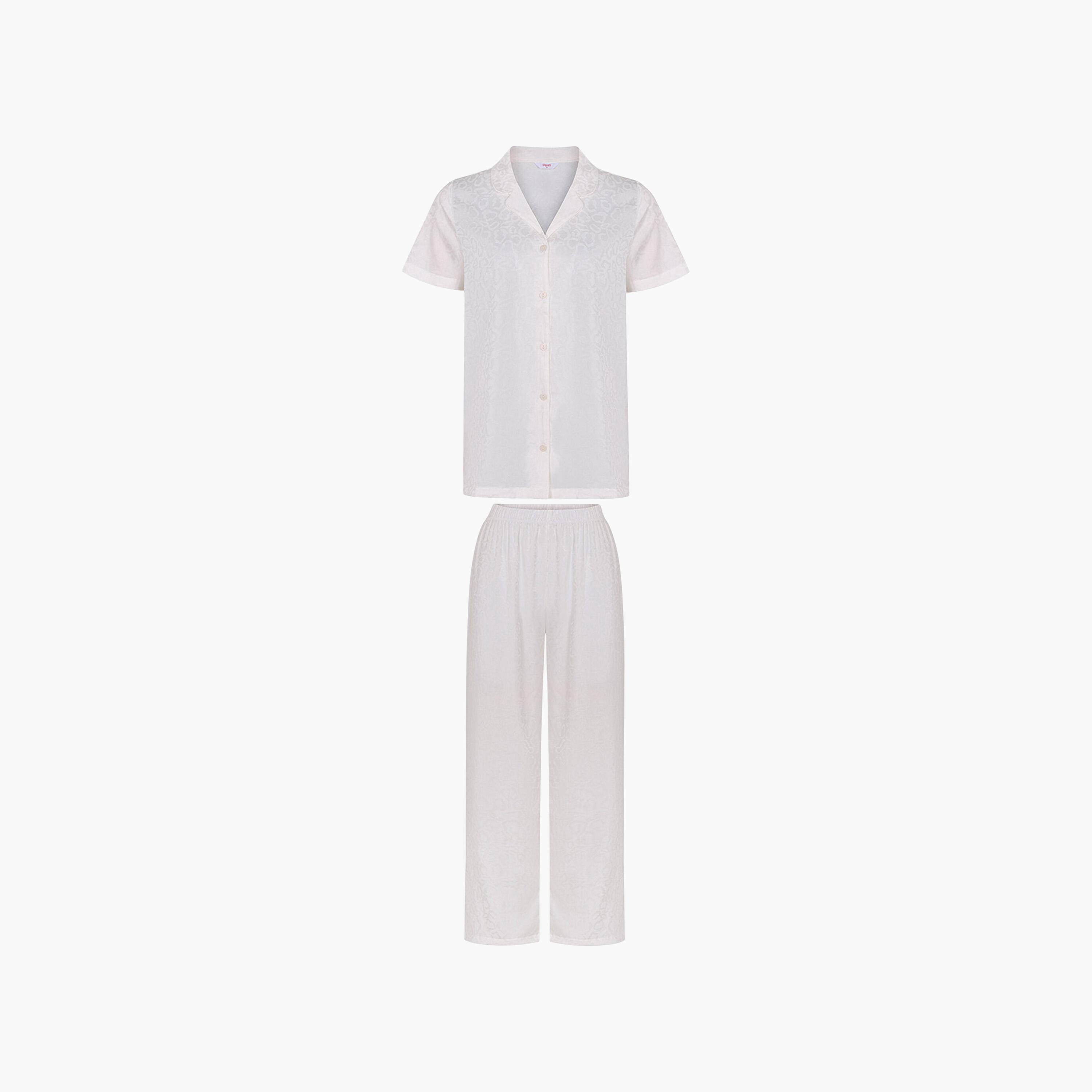 طقم بيجامة حريمي قميص بياقة مطوية وطبعة تجريدية وبنطال من بينتي-women-clothing-nightwear-pyjamas-longsets-image-5