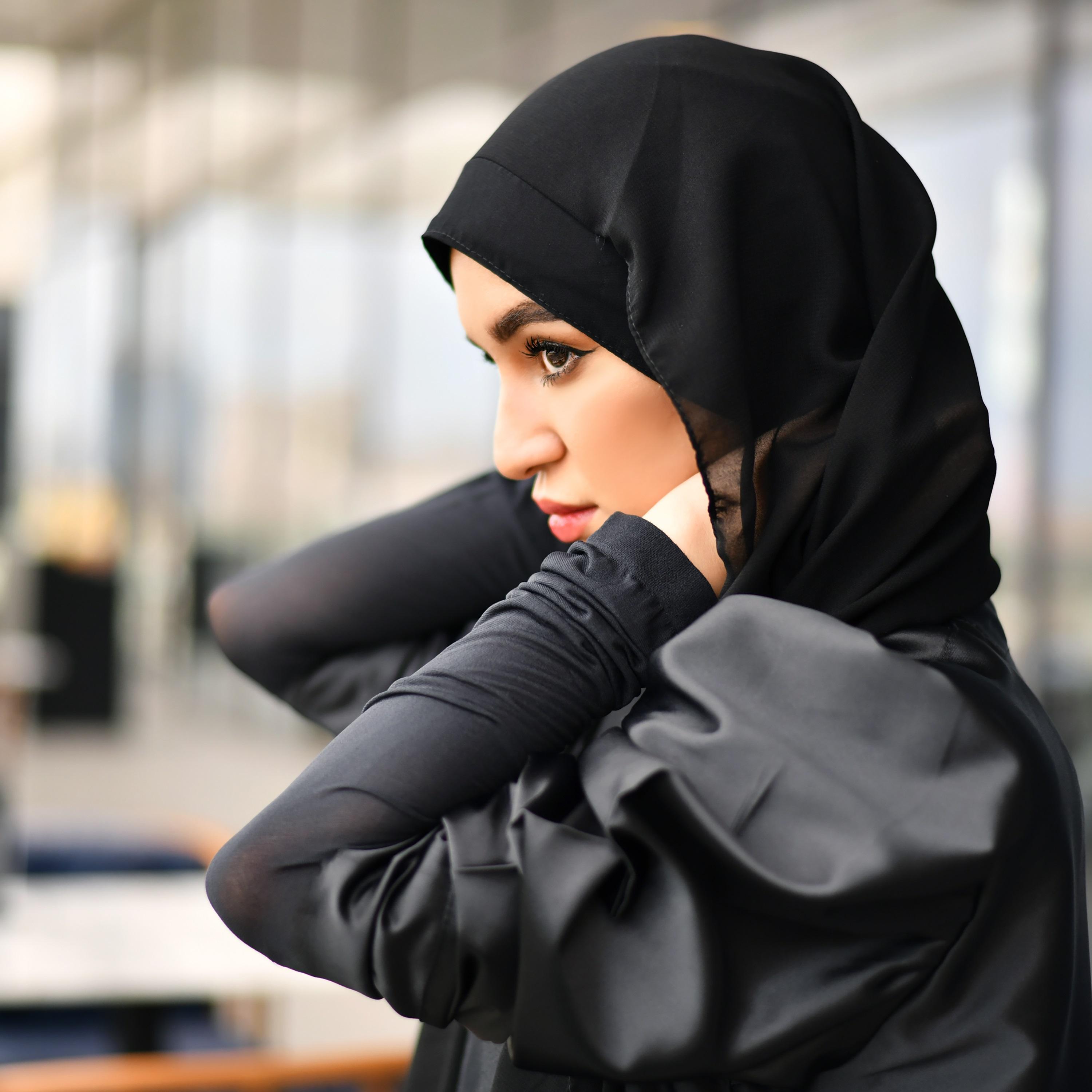 Hawraa Black Linen Women's Hijab-women-arabicclothing-prayerclothing-image-5