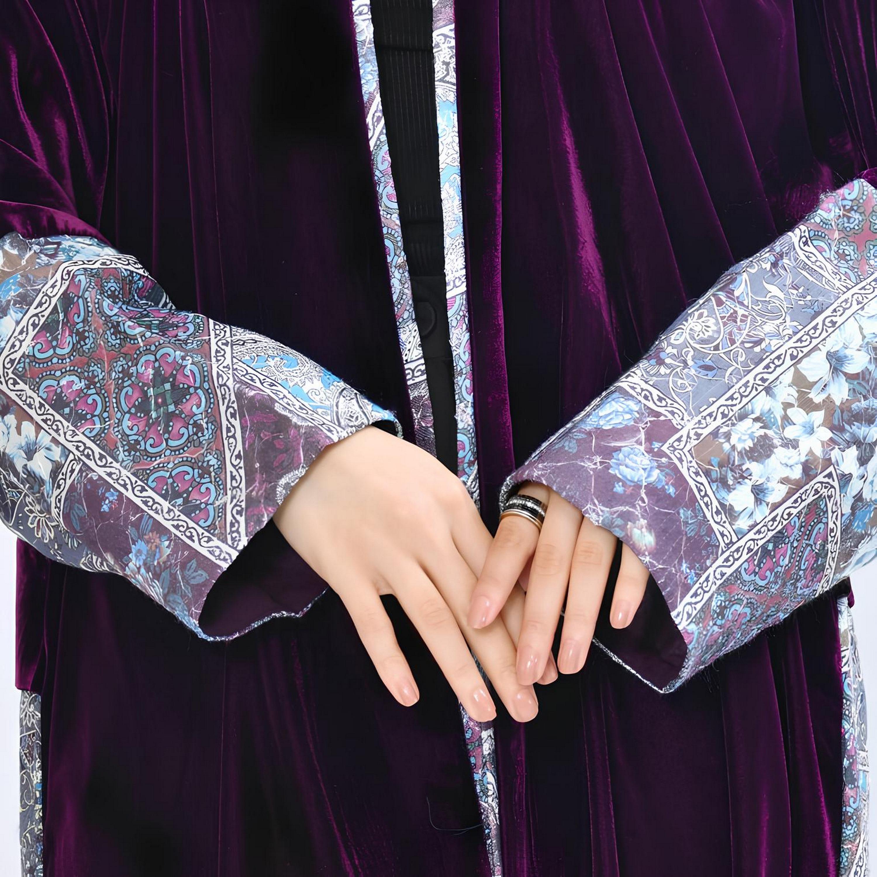 عباية سهرة قطن "فيلفيت" بتصميم "كولور بلوك" نسائية - أرجواني من أويا عباية-women-arabicclothing-abayas-image-4