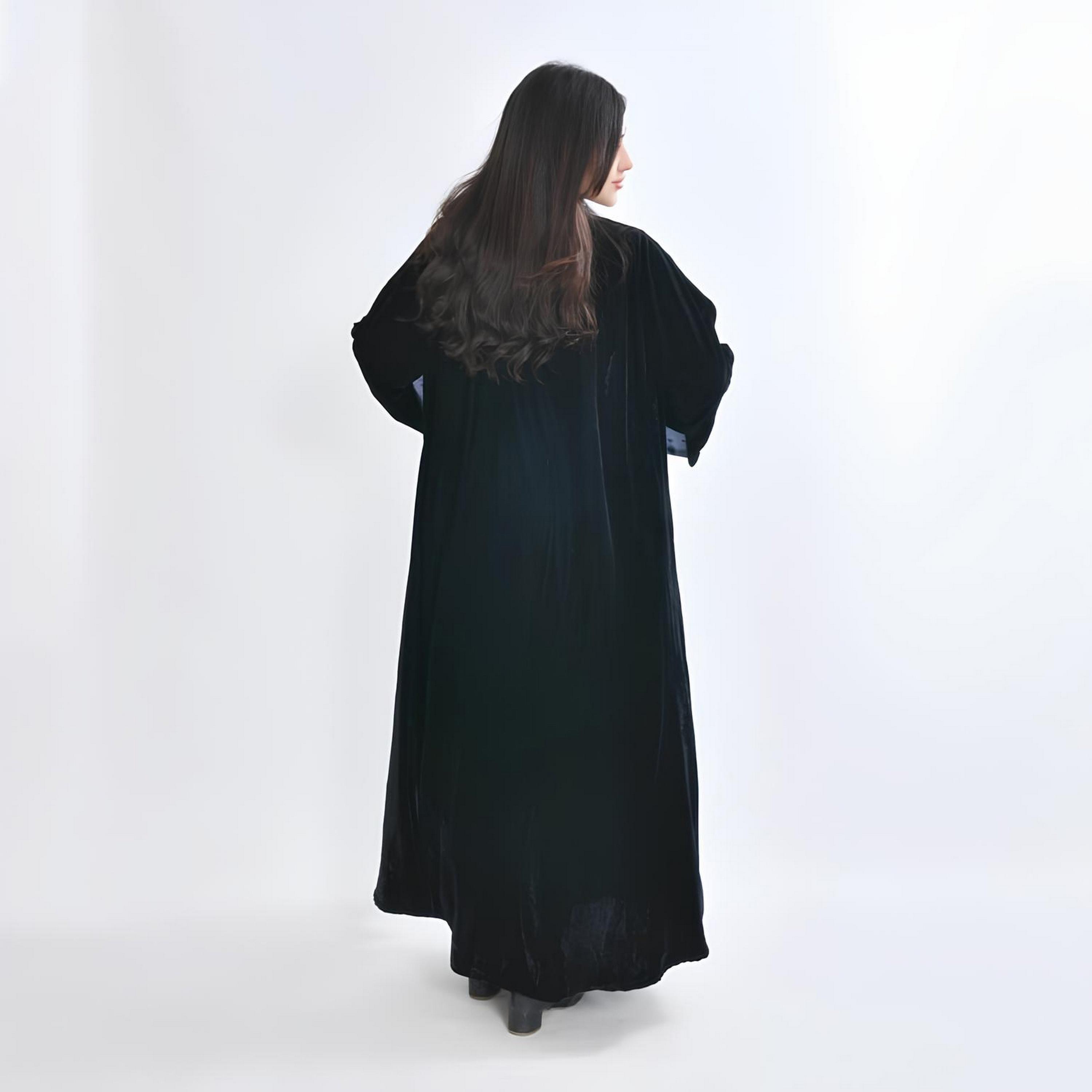 عباية "فيلفيت" بأكمام واسعة وطبعة "أبستراكت" نسائية - رمادي من أويا عباية-women-arabicclothing-abayas-image-5