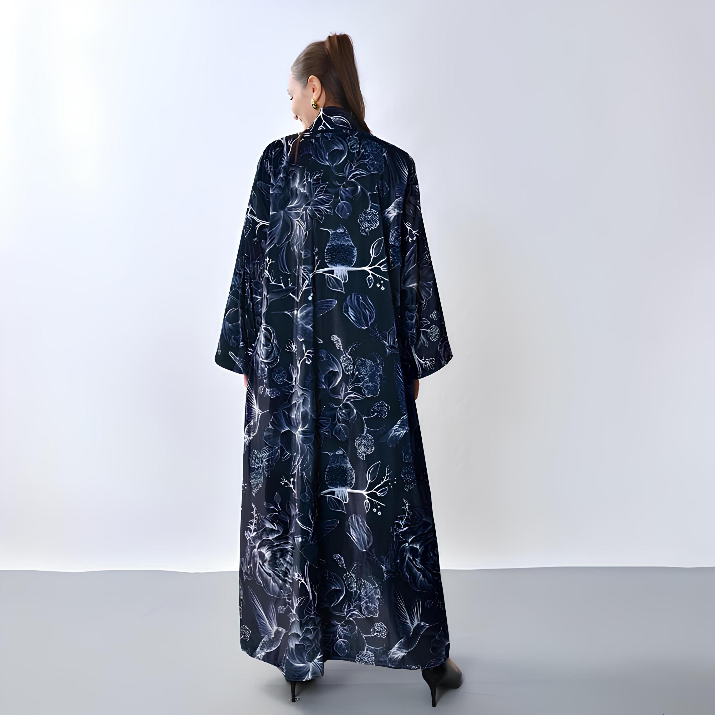 عباية "فيلفيت" بطبعة "فلورال" نسائية - أزرق من أويا عباية-women-arabicclothing-abayas-image-6