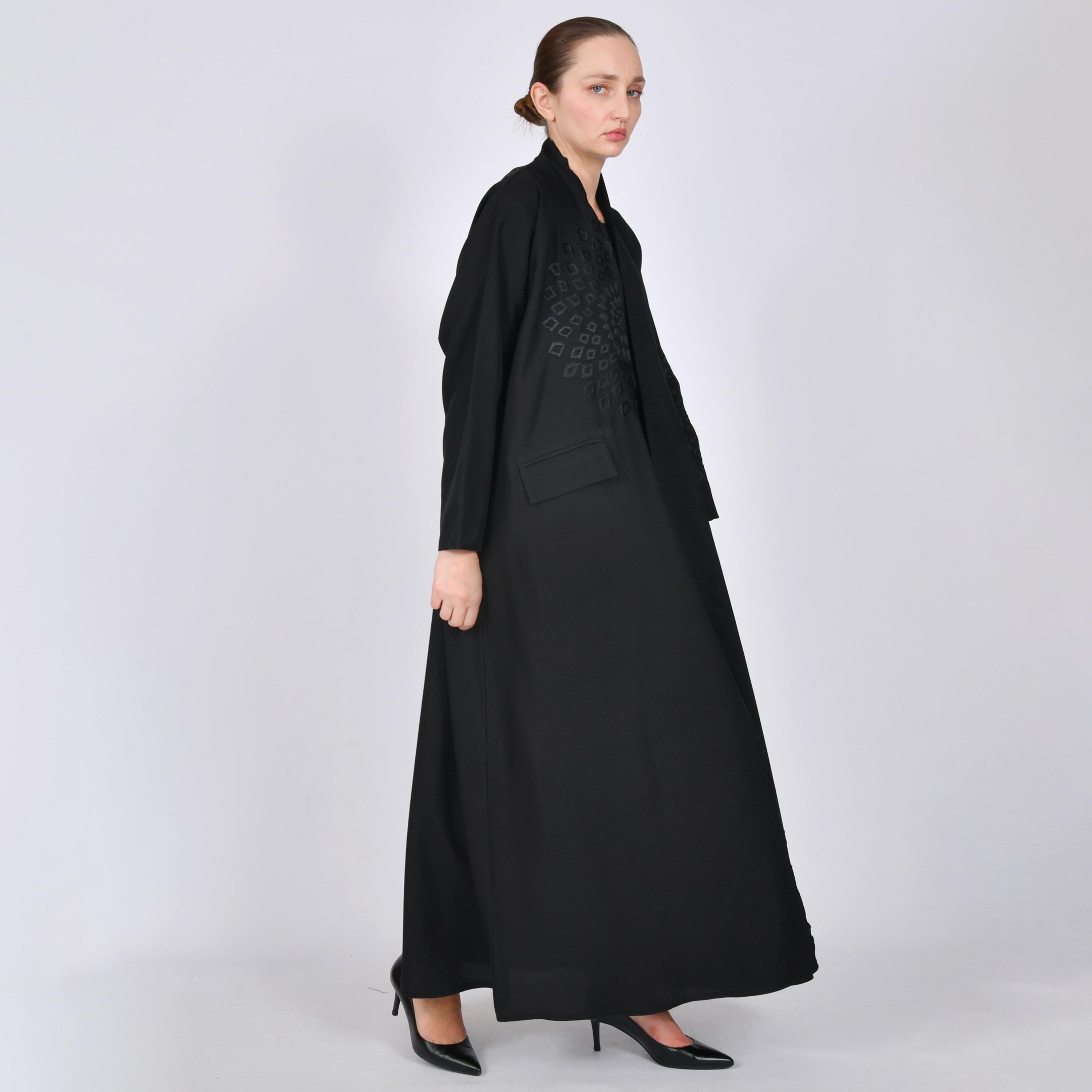 Oya Abaya Black Geometric Embroidered Linen Women's Abaya-women-arabicclothing-abayas-image-4