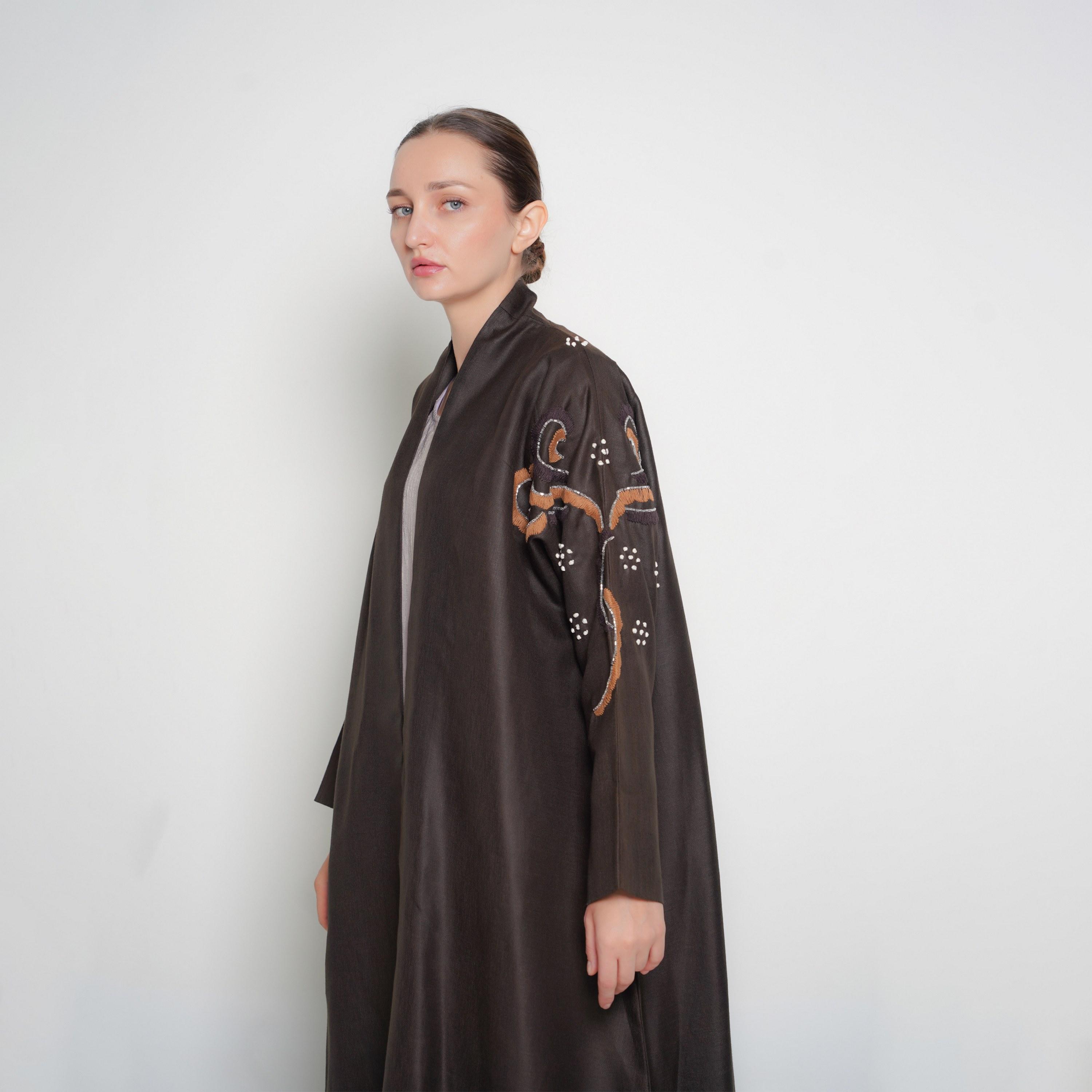 عباية نسائية من الكتان باللون البني مطرزة بقصة نصف كلوش من أويا عباية-women-arabicclothing-abayas-image-2