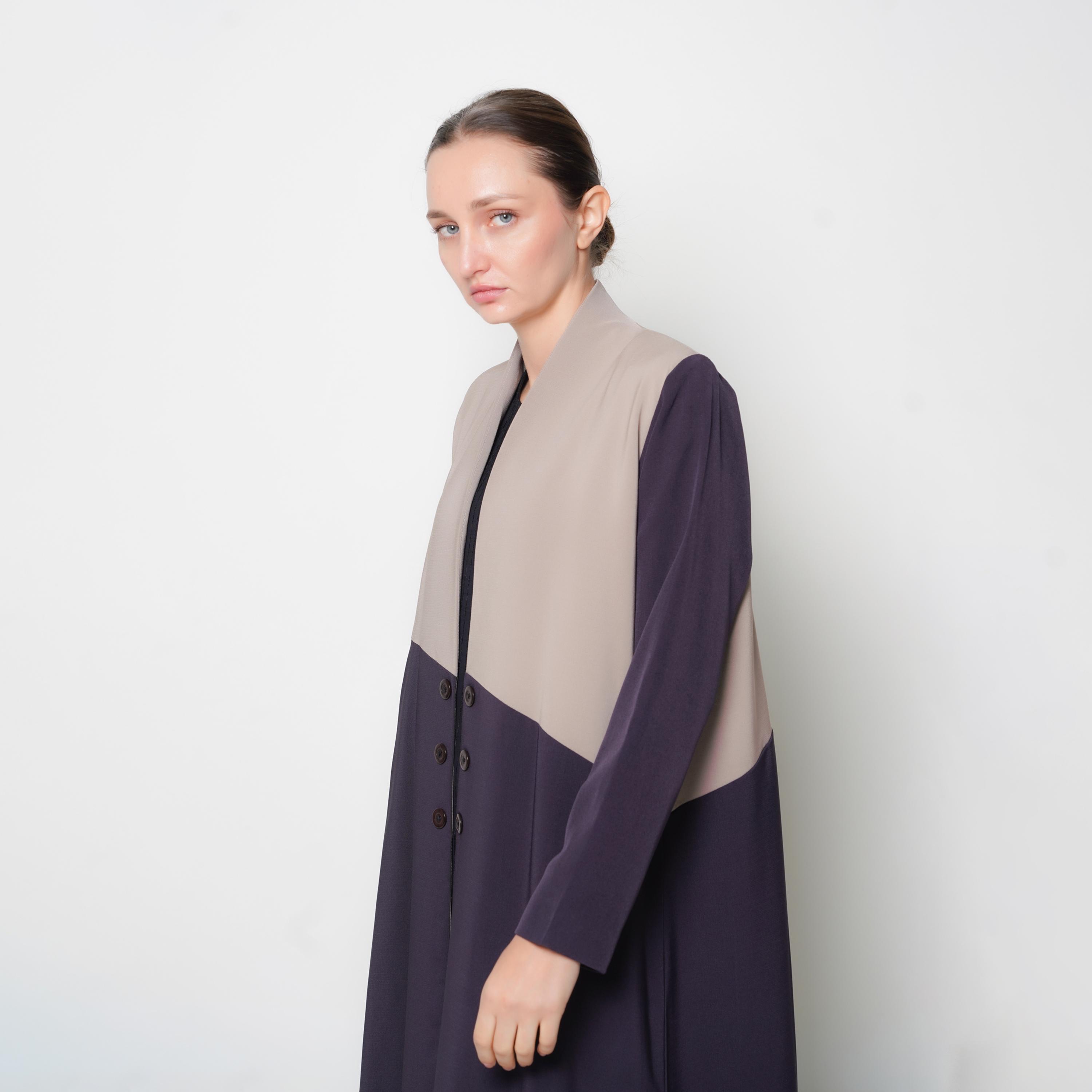 Oya Abaya Colour-Blocked Women's Formal Quarter-Circle Cut Formal Abaya-women-arabicclothing-abayas-image-2